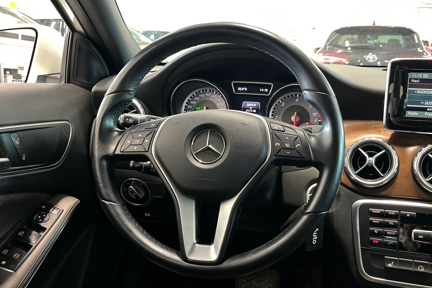 Mercedes-Benz GLA vaihtoauto