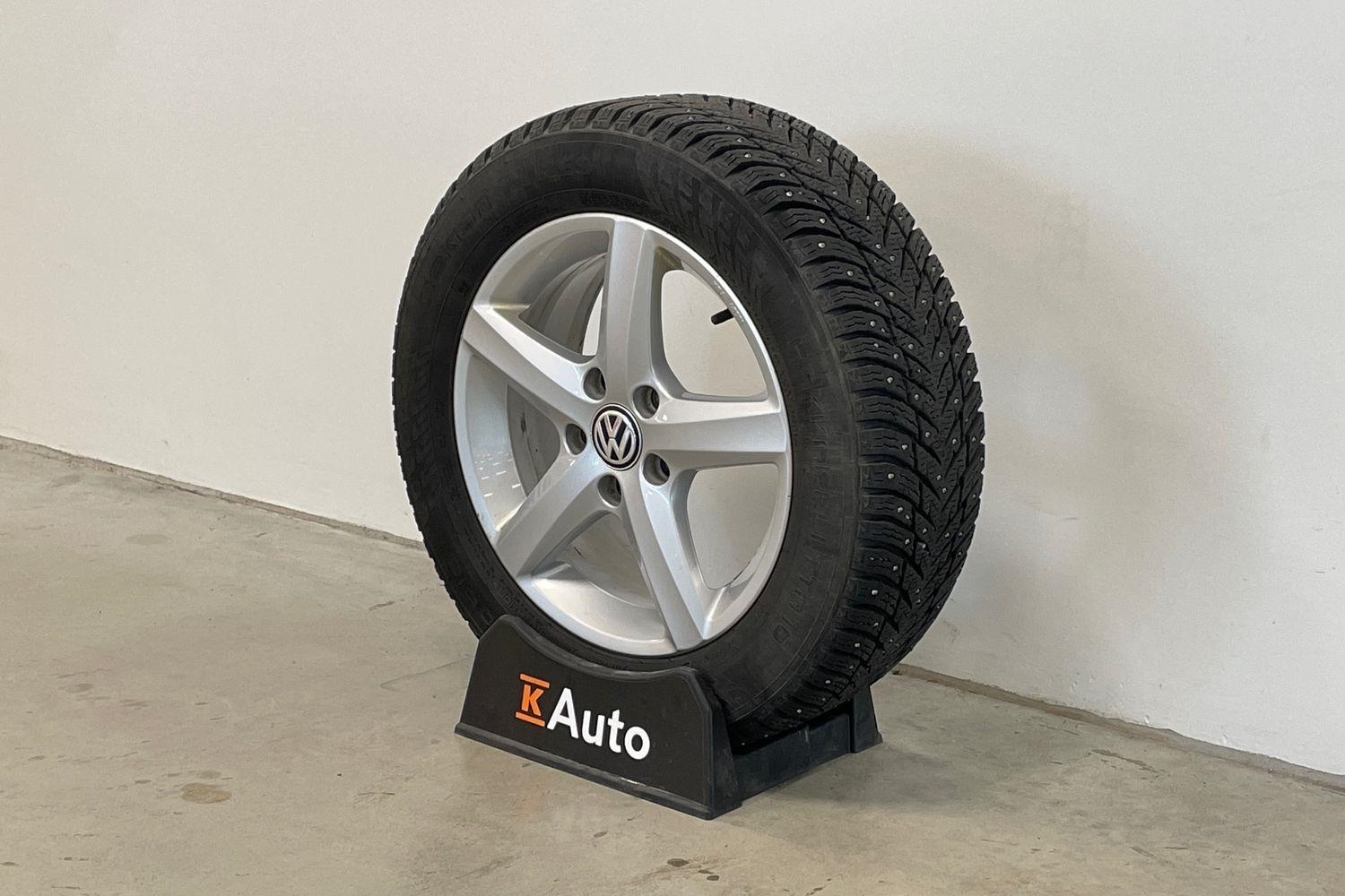 Volkswagen Touran vaihtoauto