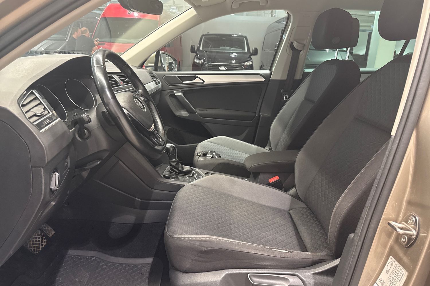 Volkswagen Tiguan vaihtoauto