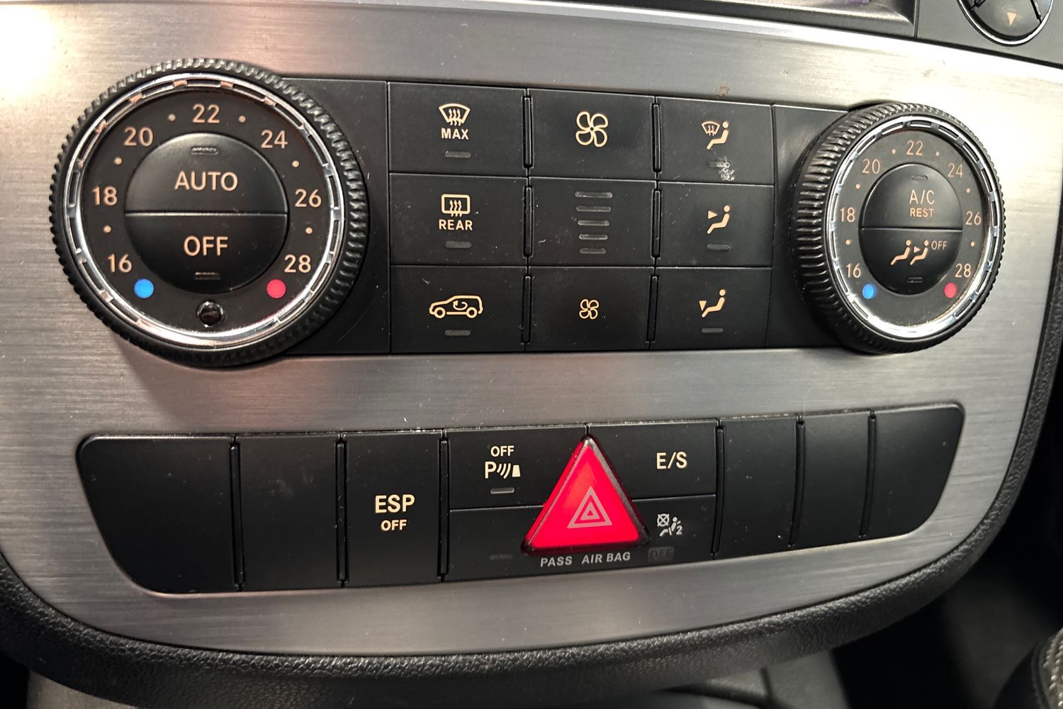 Mercedes-Benz R vaihtoauto