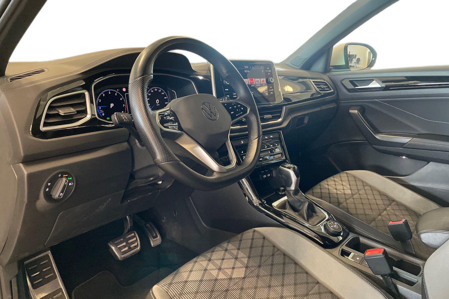 Volkswagen T-Roc vaihtoauto