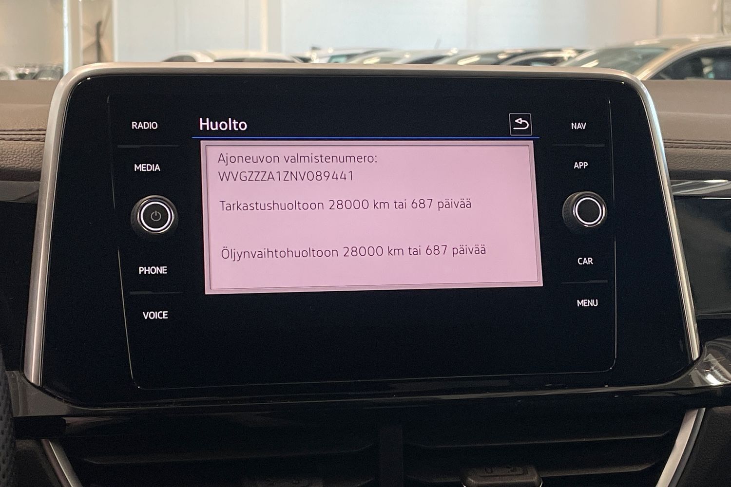 Volkswagen T-Roc vaihtoauto