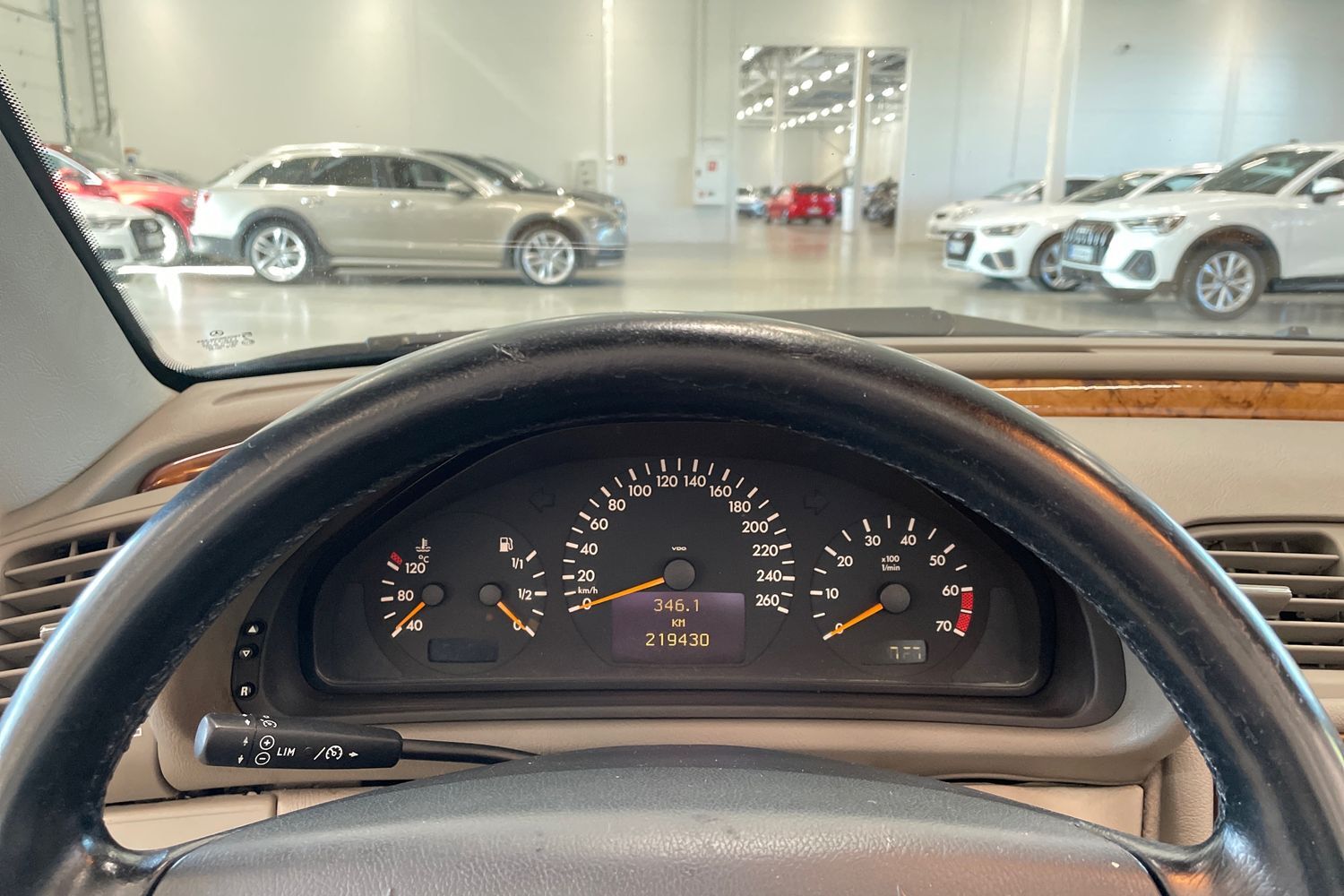 Mercedes-Benz CLK vaihtoauto
