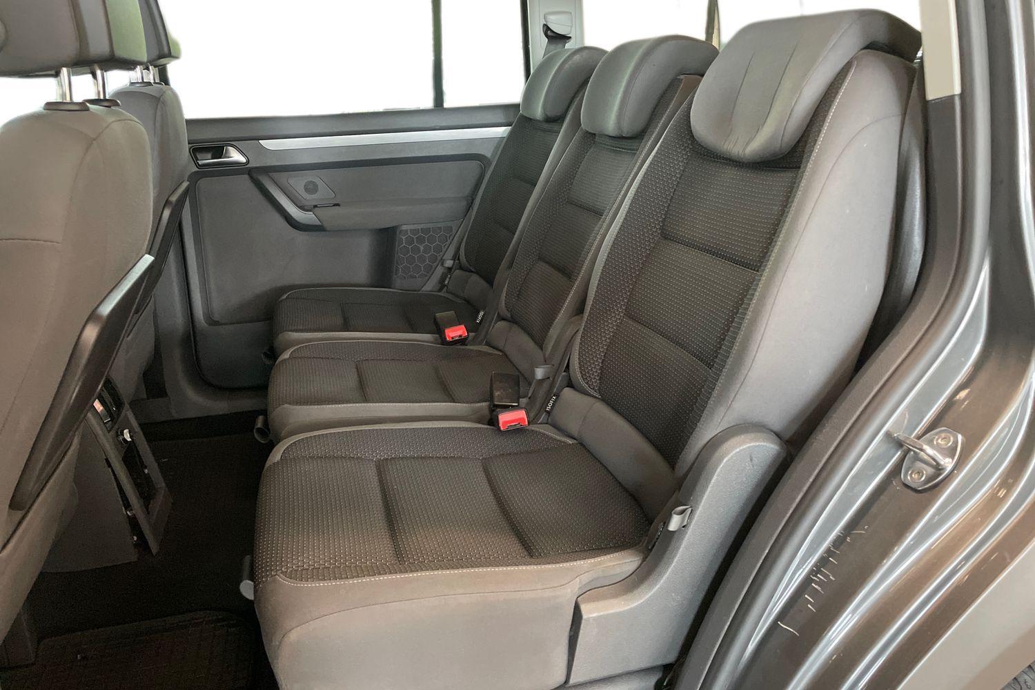 Volkswagen Touran vaihtoauto