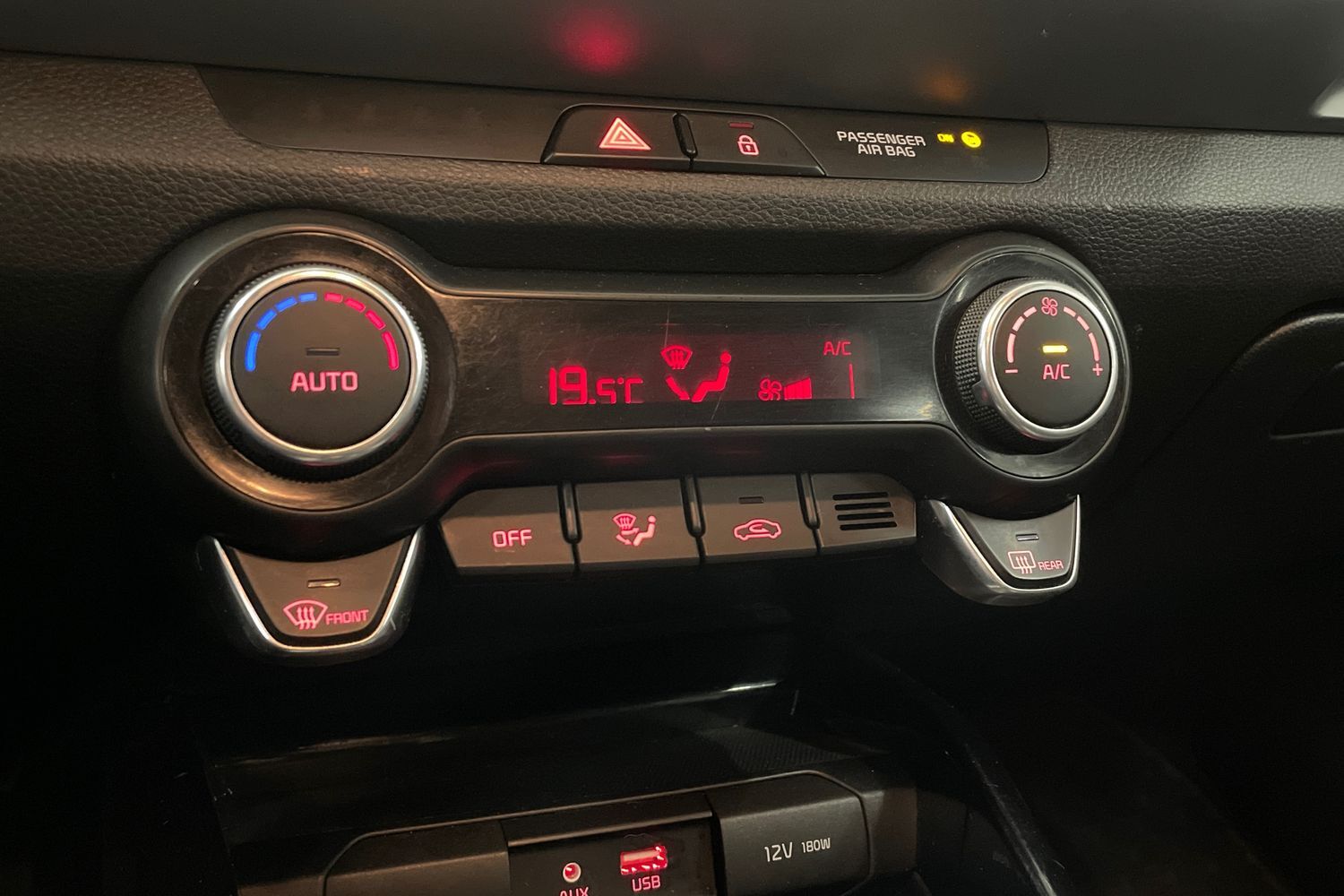 Kia Stonic vaihtoauto