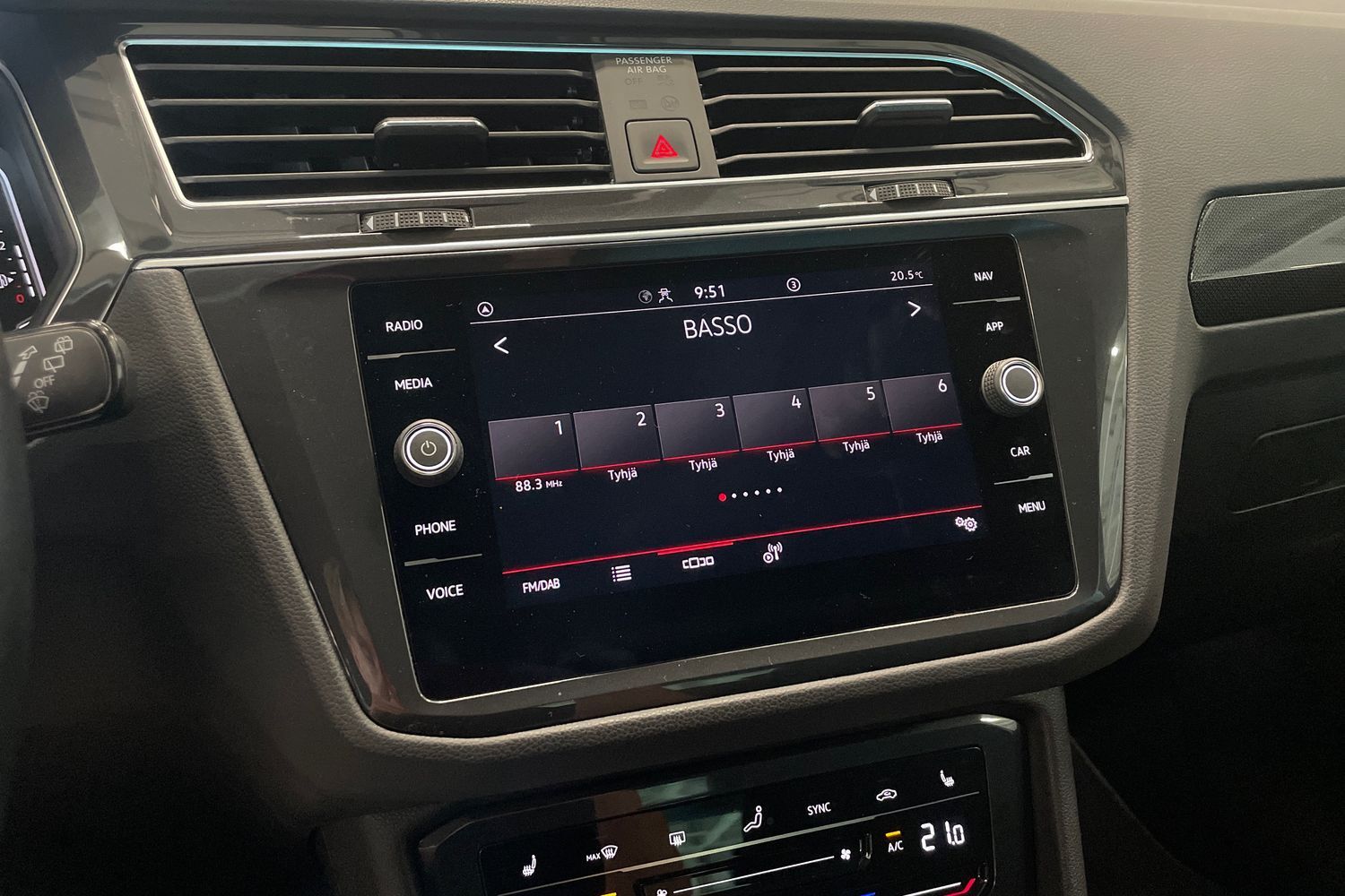 Volkswagen Tiguan vaihtoauto