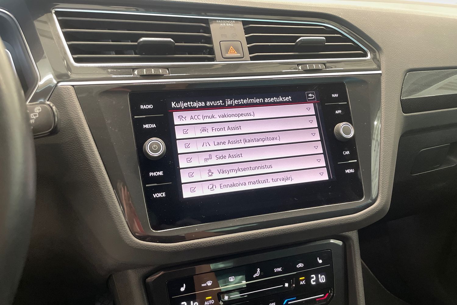Volkswagen Tiguan vaihtoauto