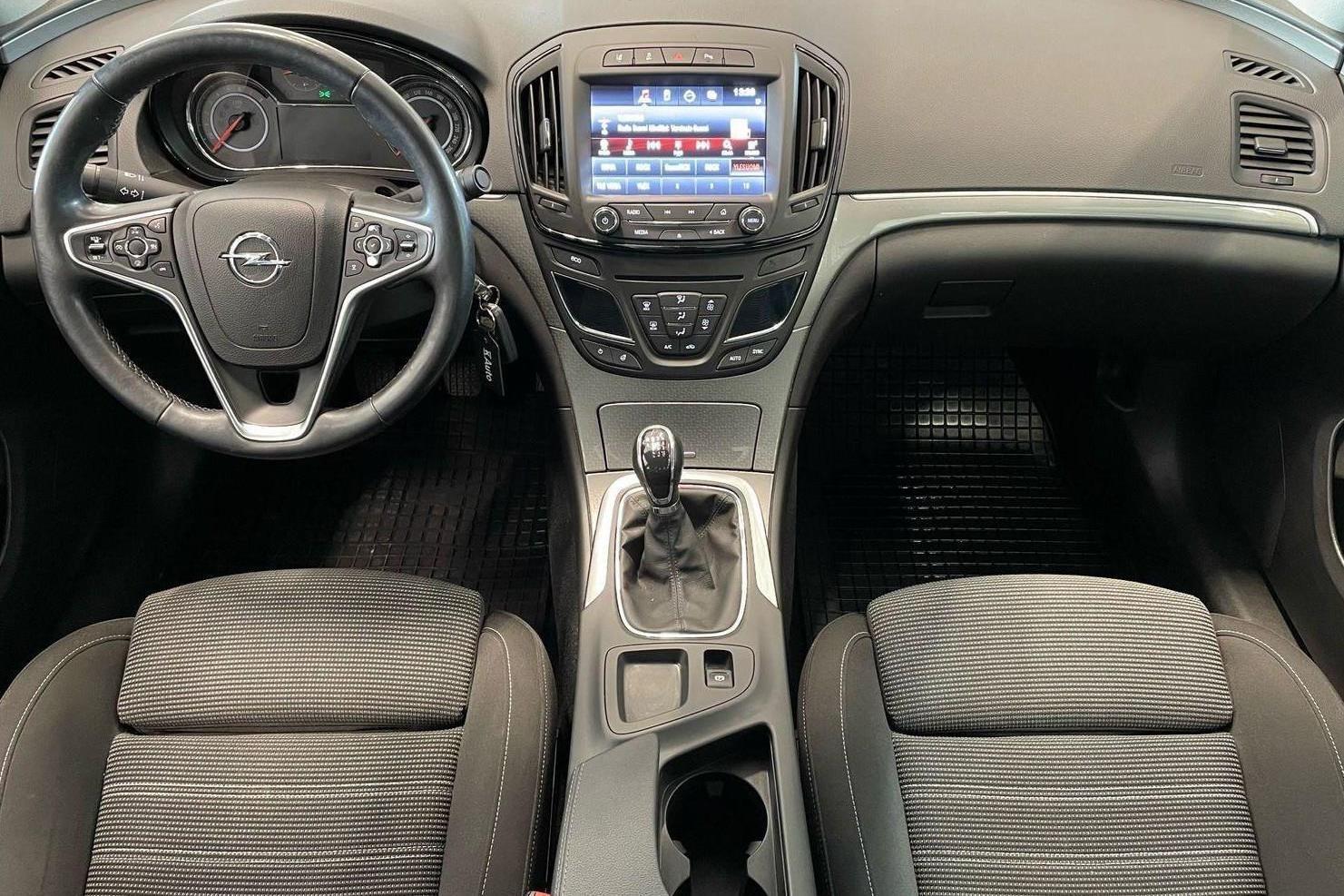 Opel Insignia vaihtoauto