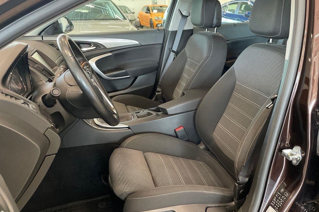 Opel Insignia vaihtoauto