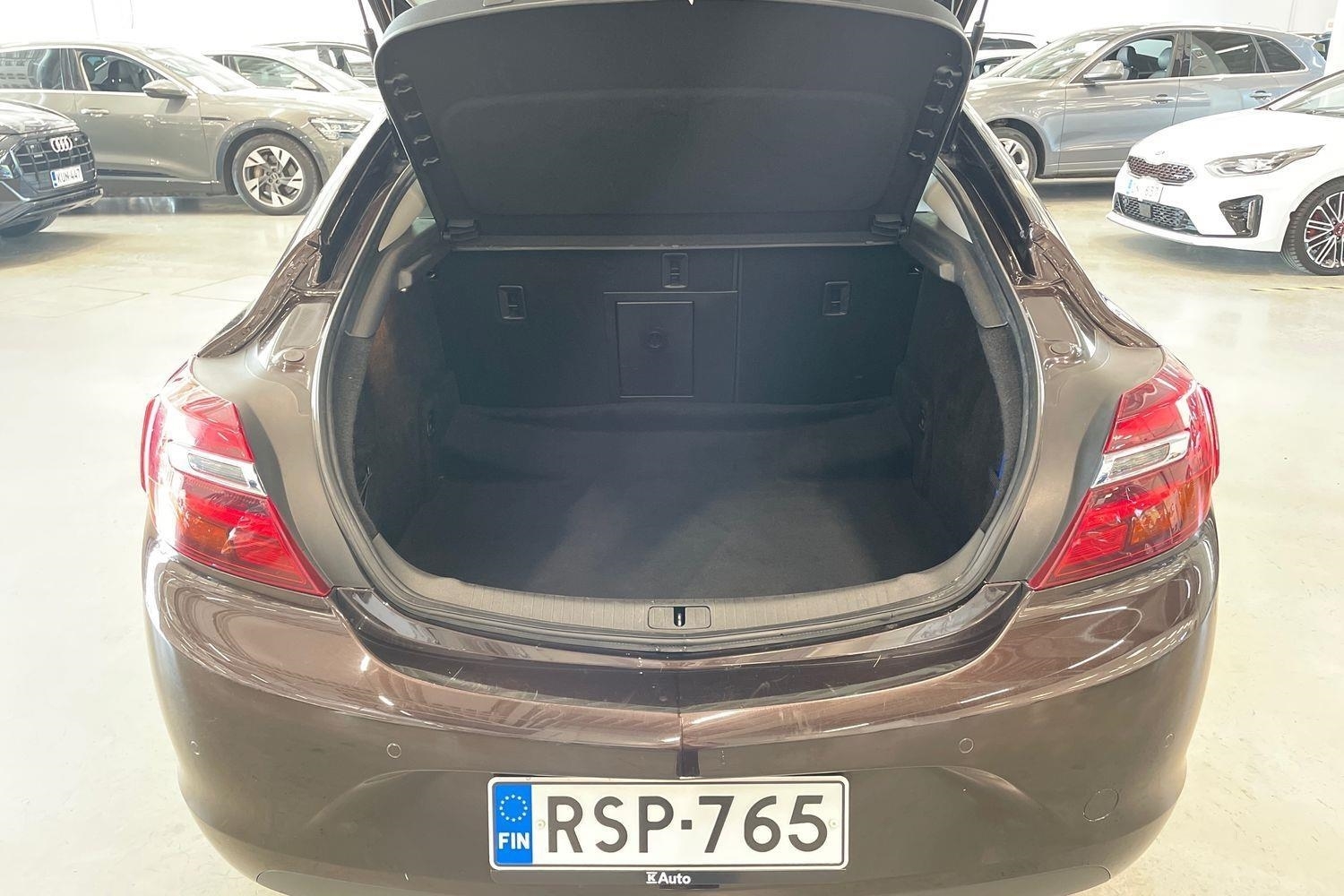 Opel Insignia vaihtoauto