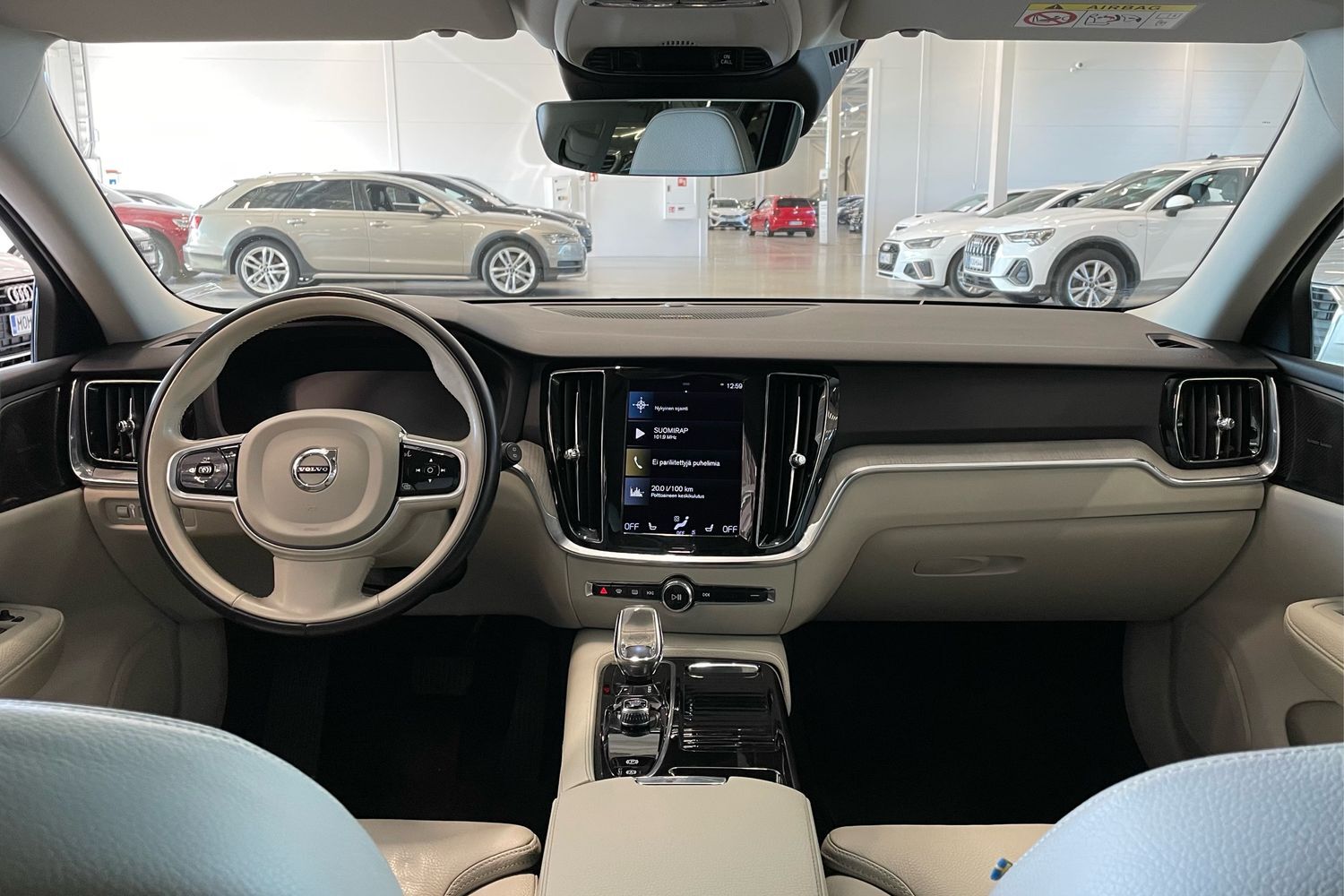 Volvo V60 vaihtoauto