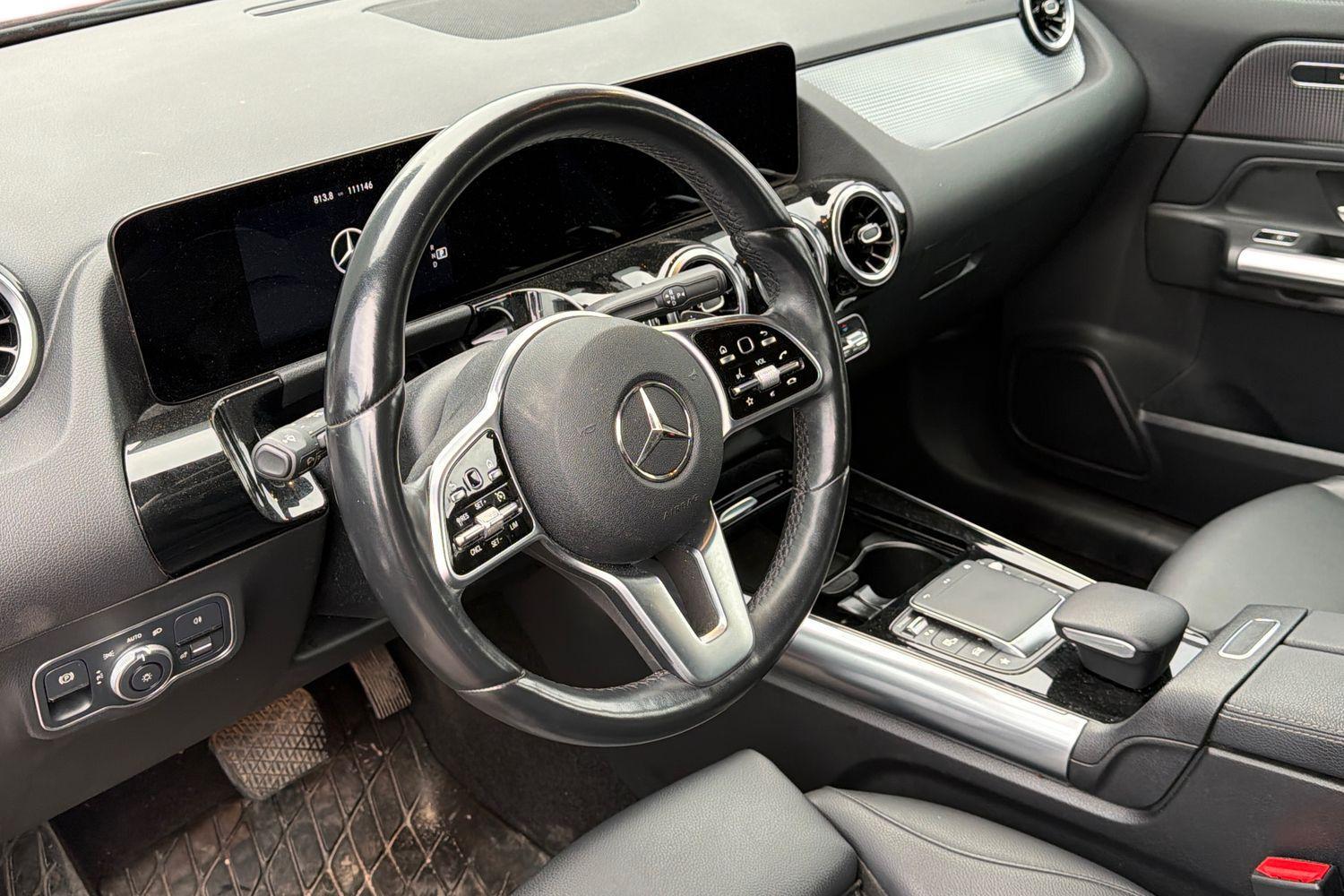 Mercedes-Benz GLA vaihtoauto