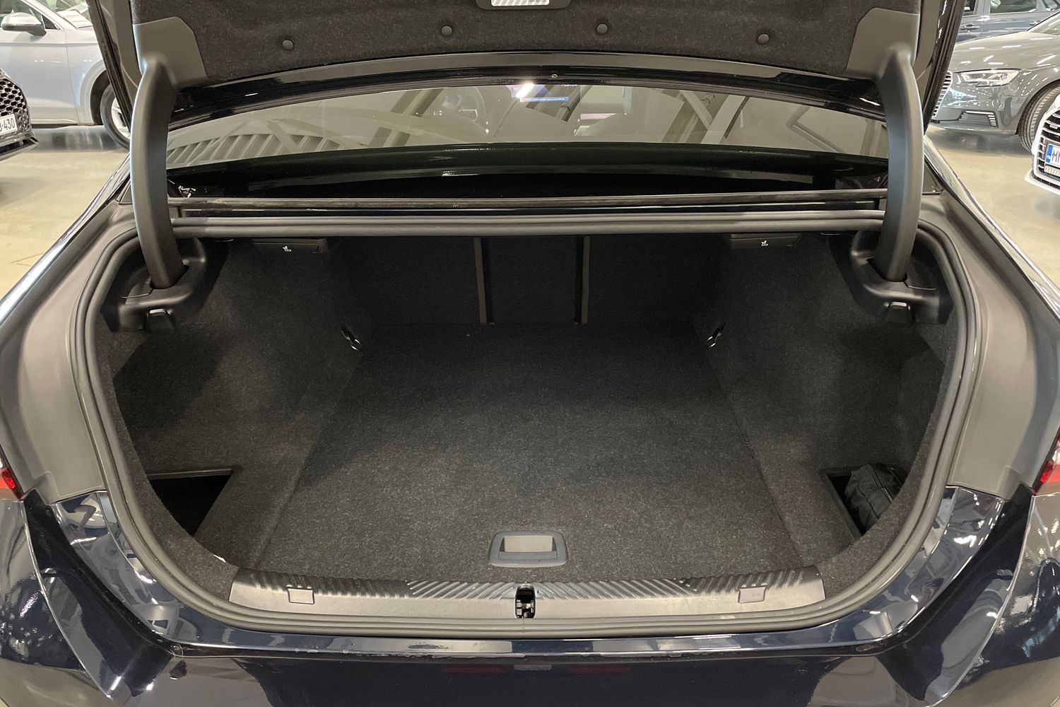 BMW i5 vaihtoauto