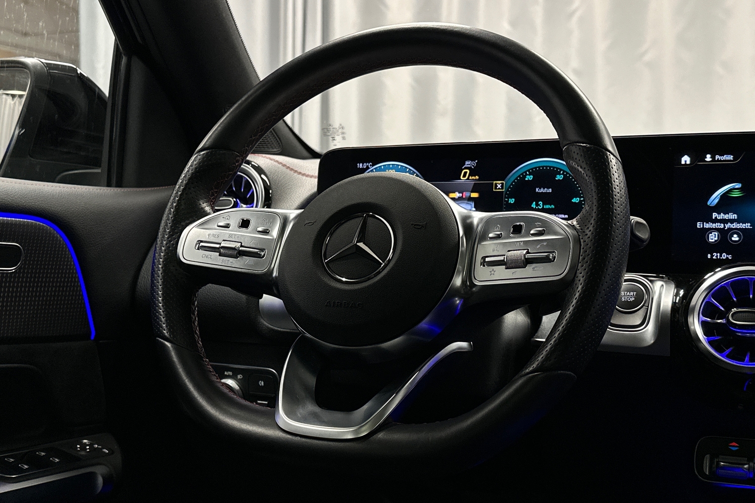 Mercedes-Benz EQB vaihtoauto