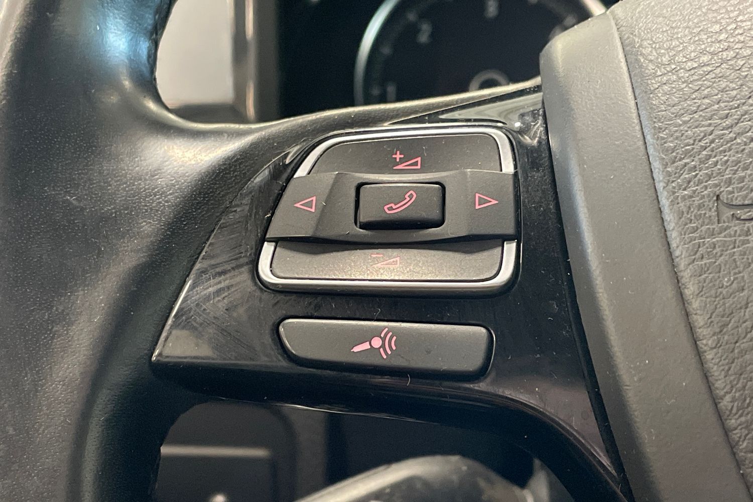 Volkswagen Touareg vaihtoauto