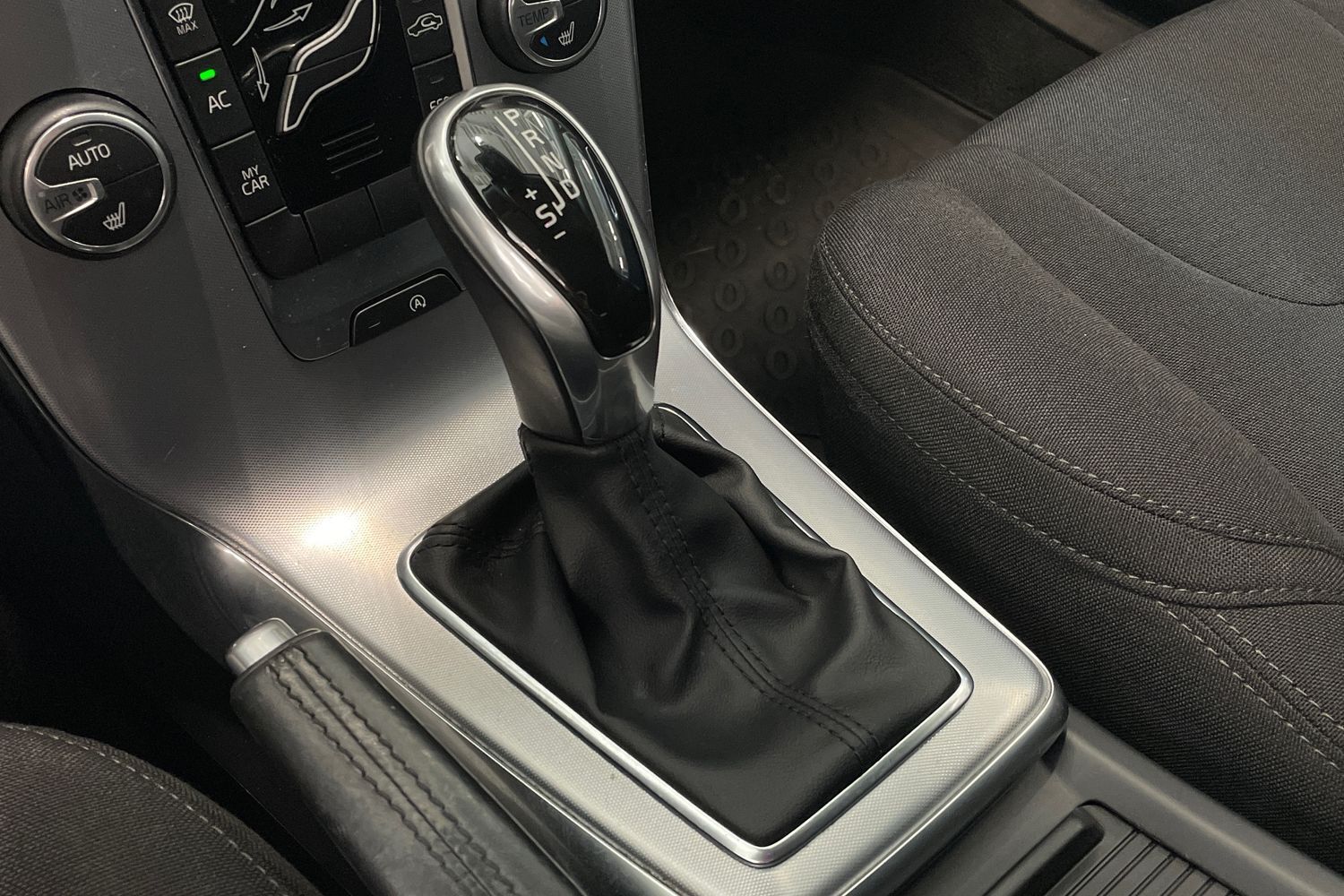 Volvo V40 vaihtoauto