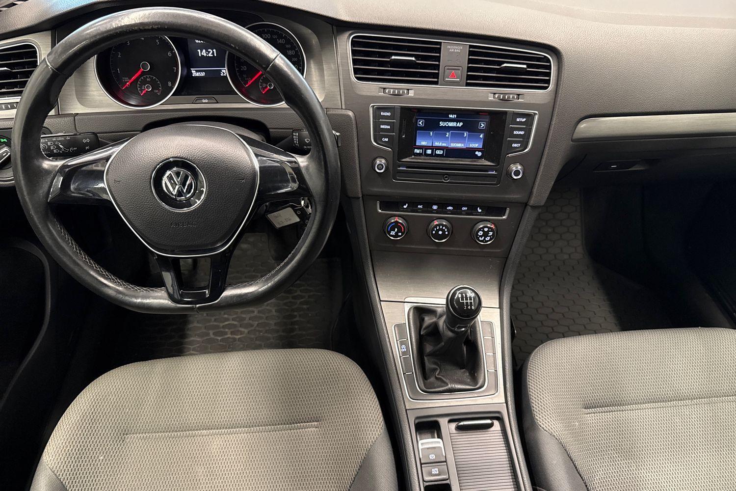 Volkswagen Golf vaihtoauto