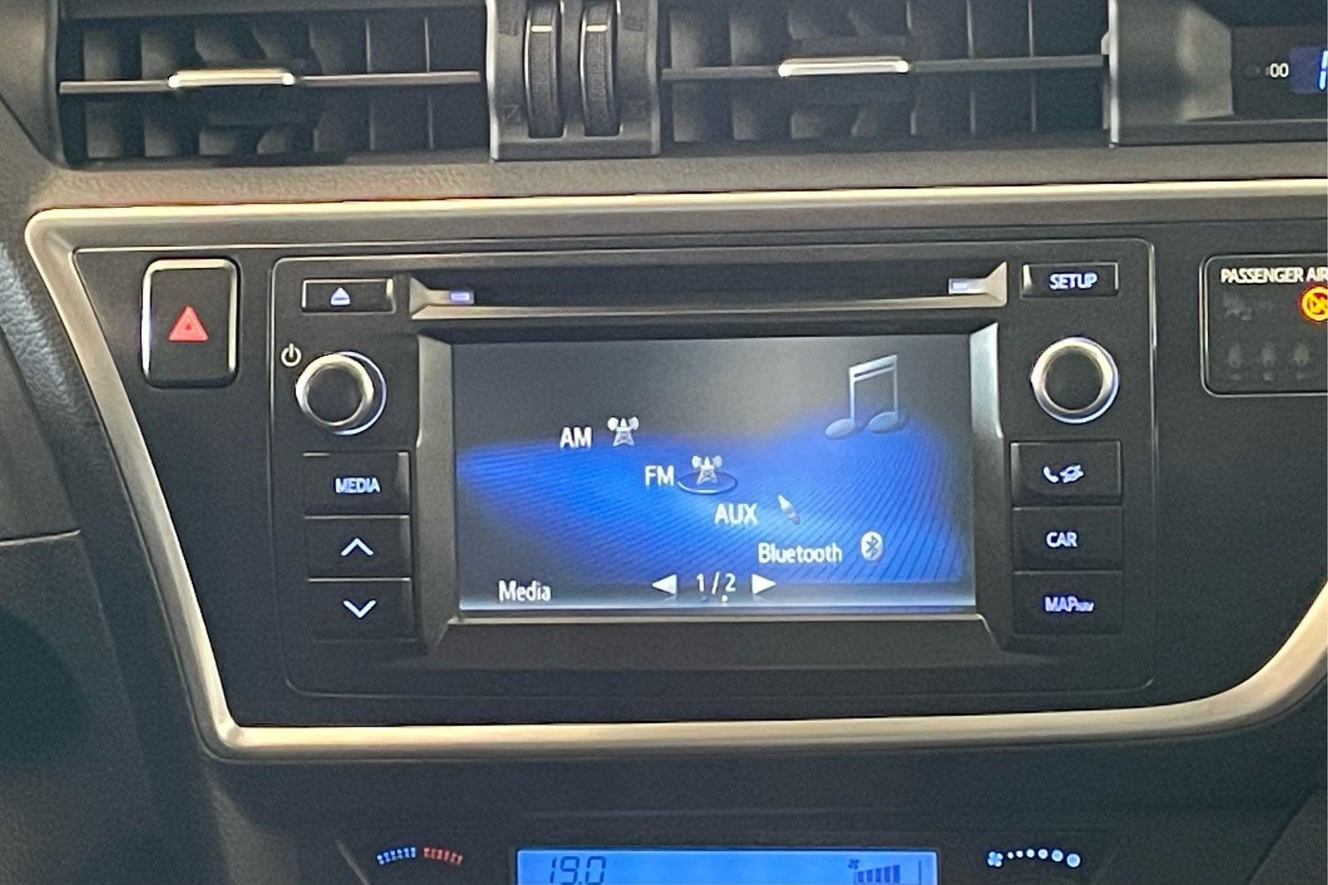 Toyota Auris vaihtoauto