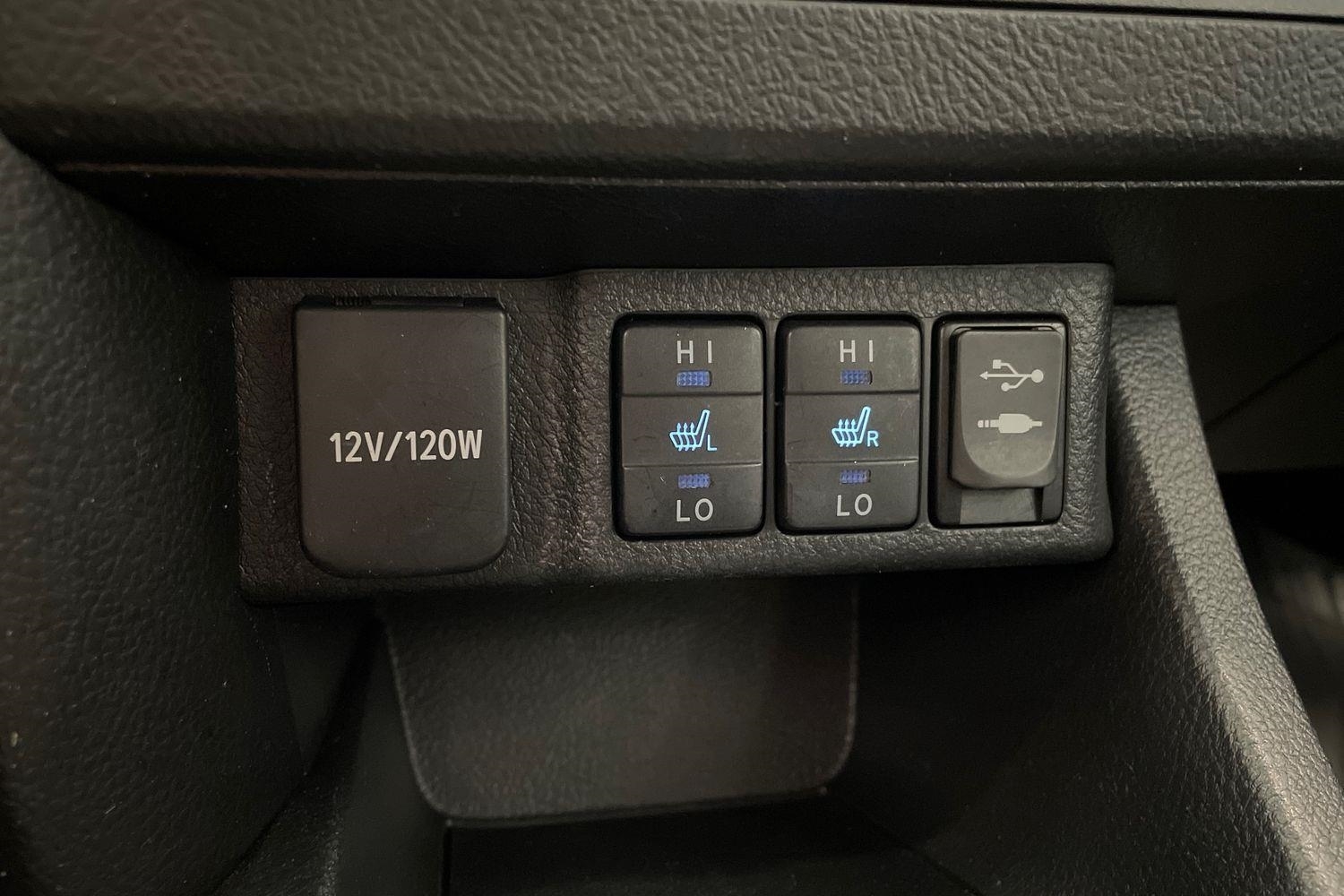 Toyota Auris vaihtoauto