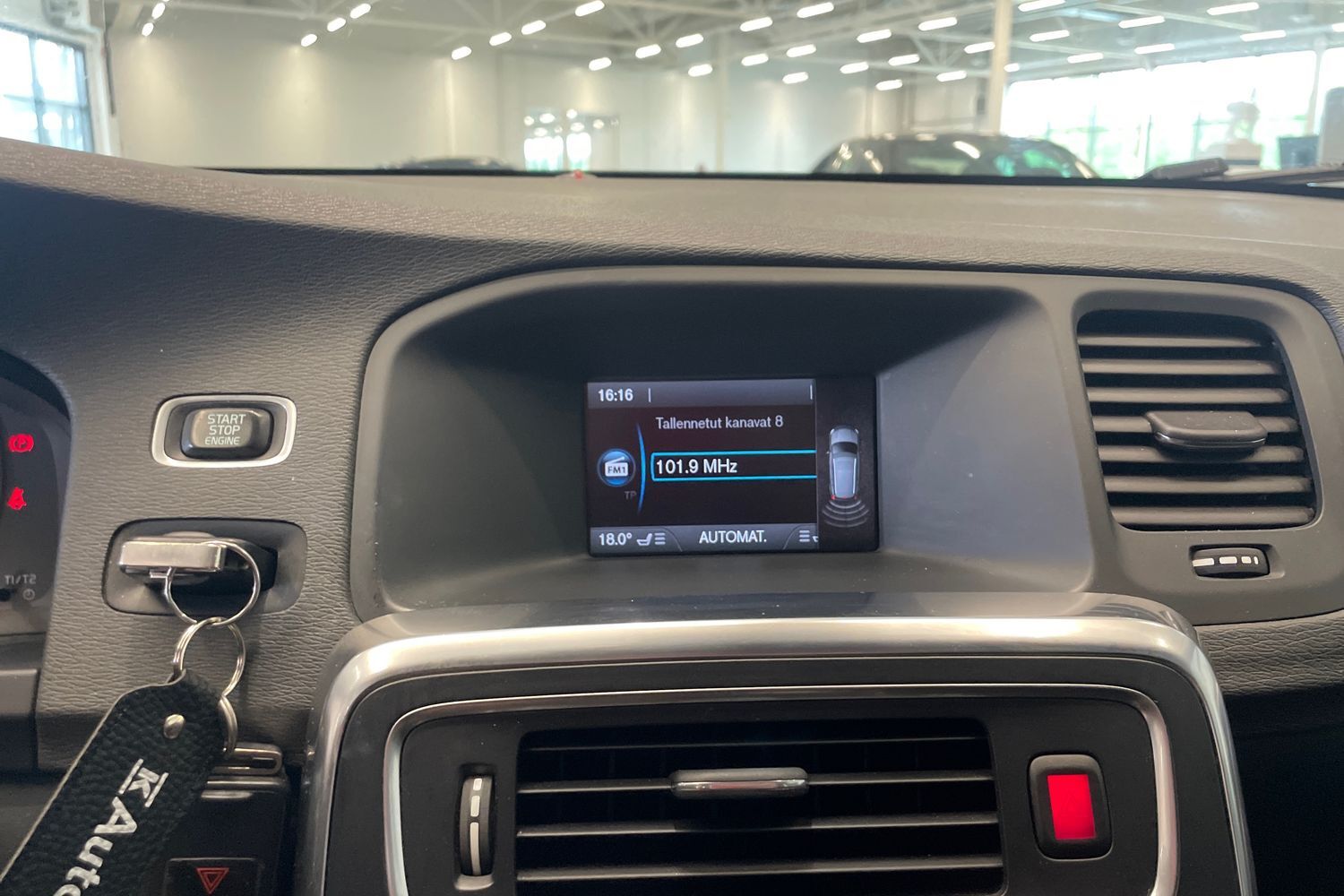 Volvo V60 vaihtoauto