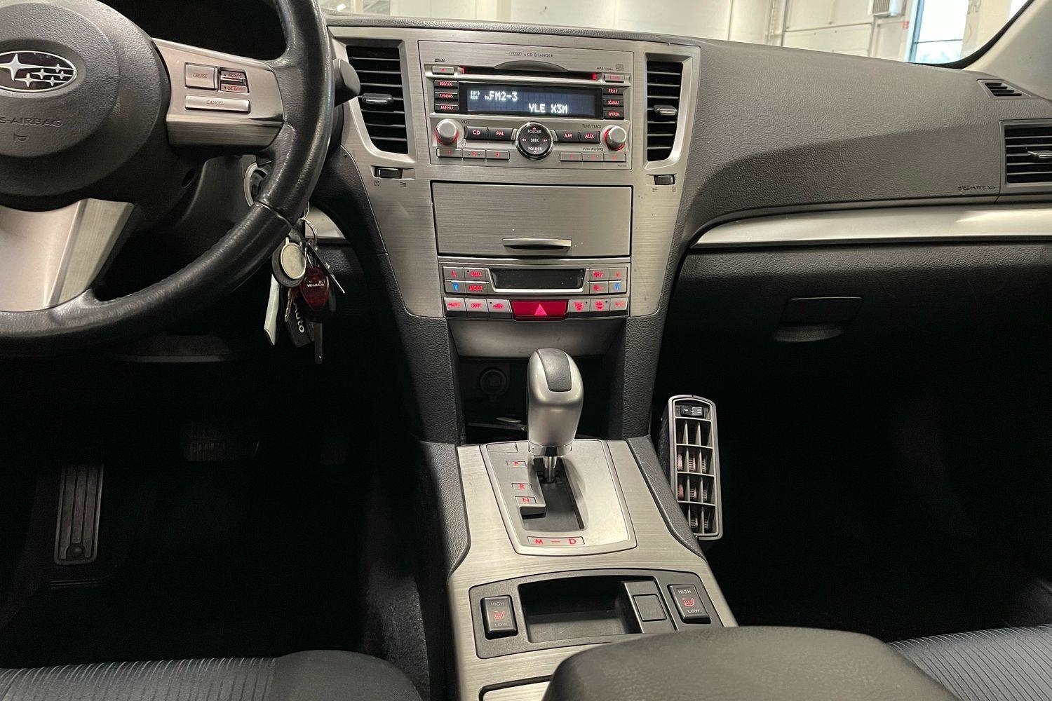 Subaru Legacy vaihtoauto