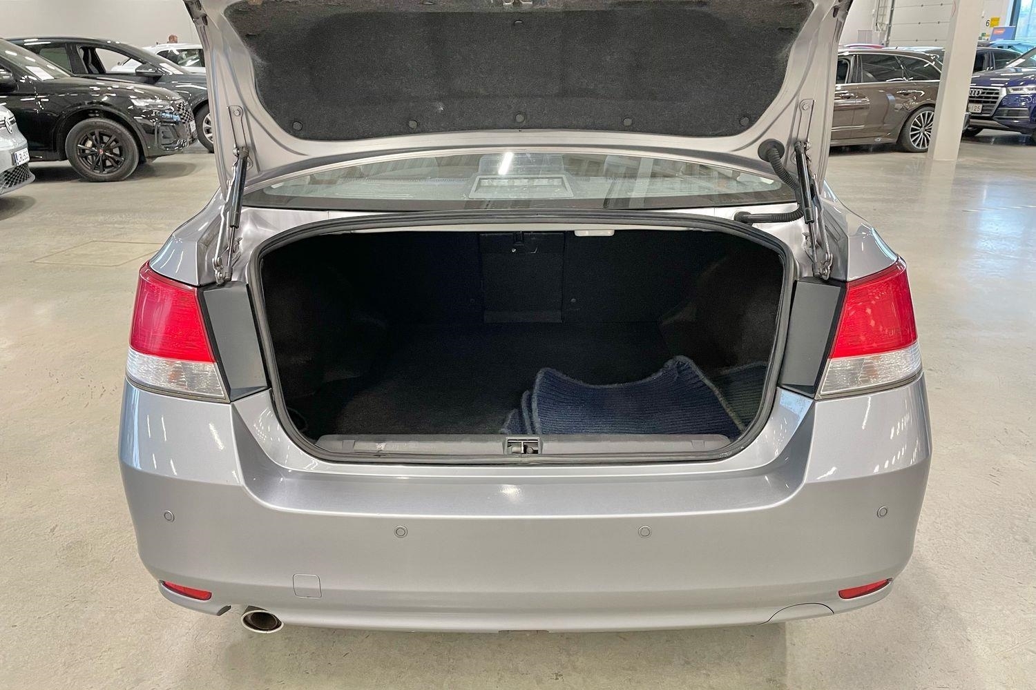 Subaru Legacy vaihtoauto