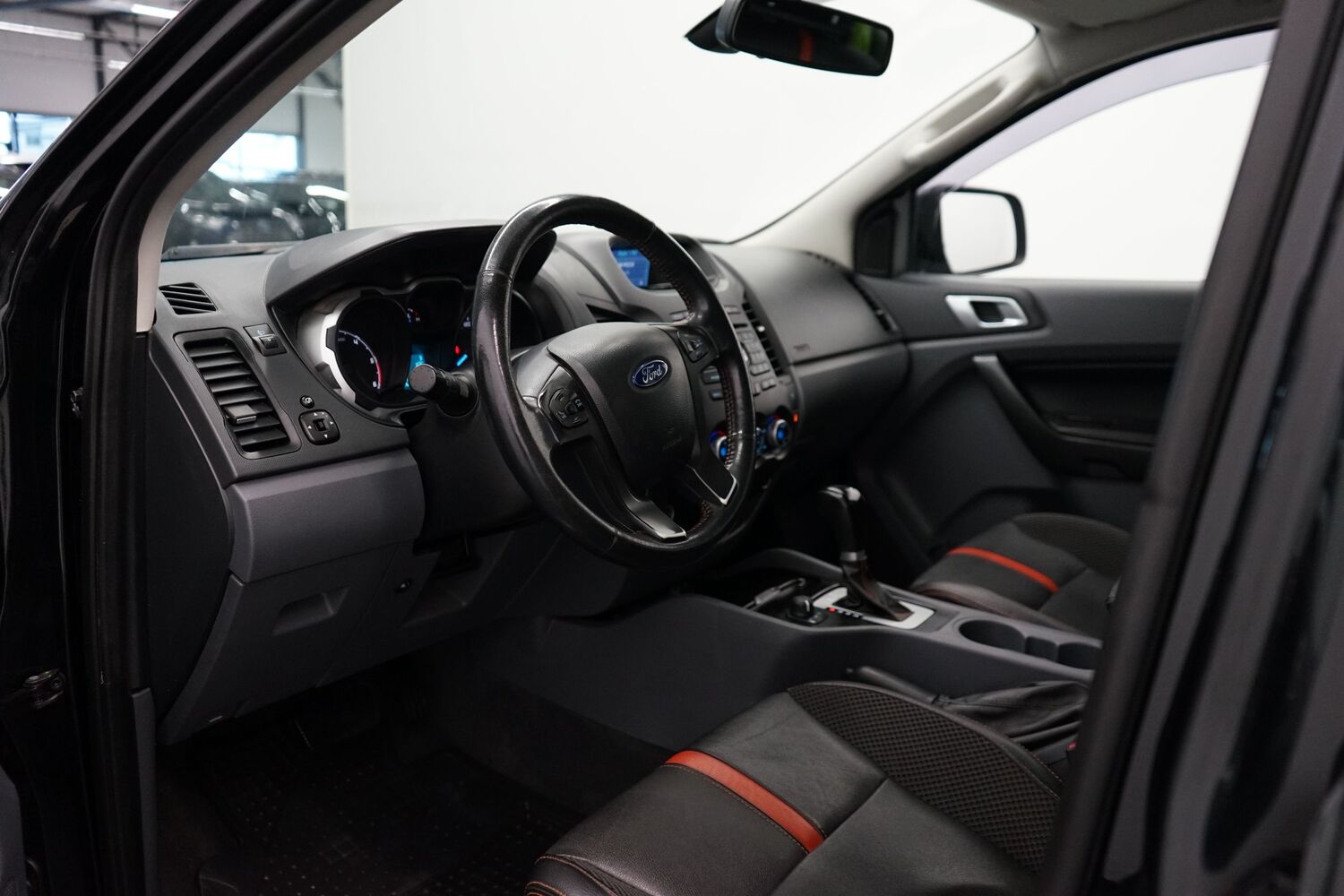 Ford Ranger vaihtoauto