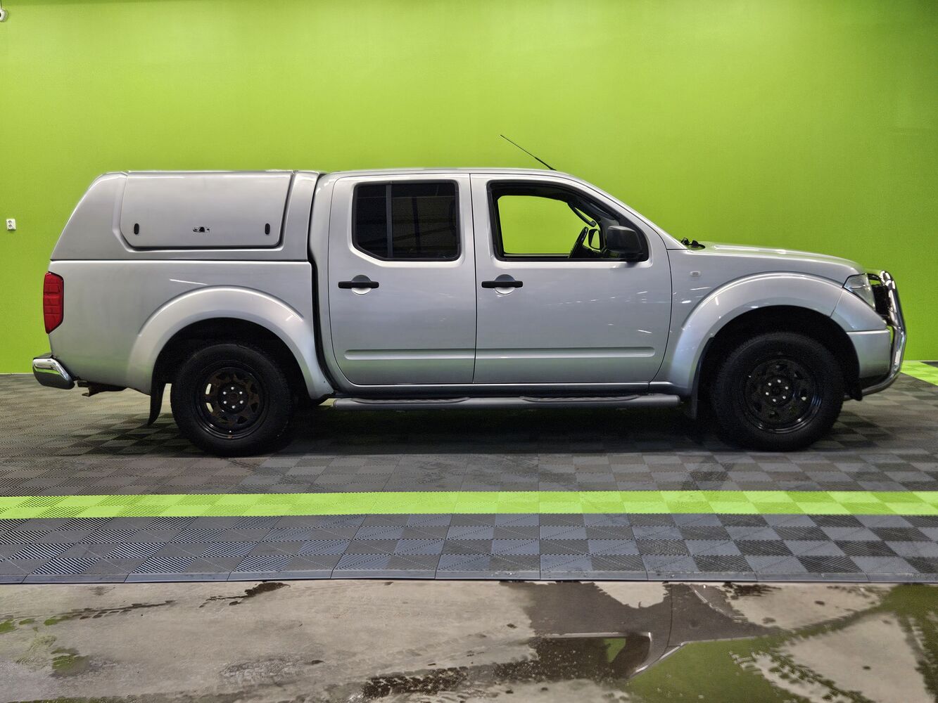 Nissan Navara vaihtoauto
