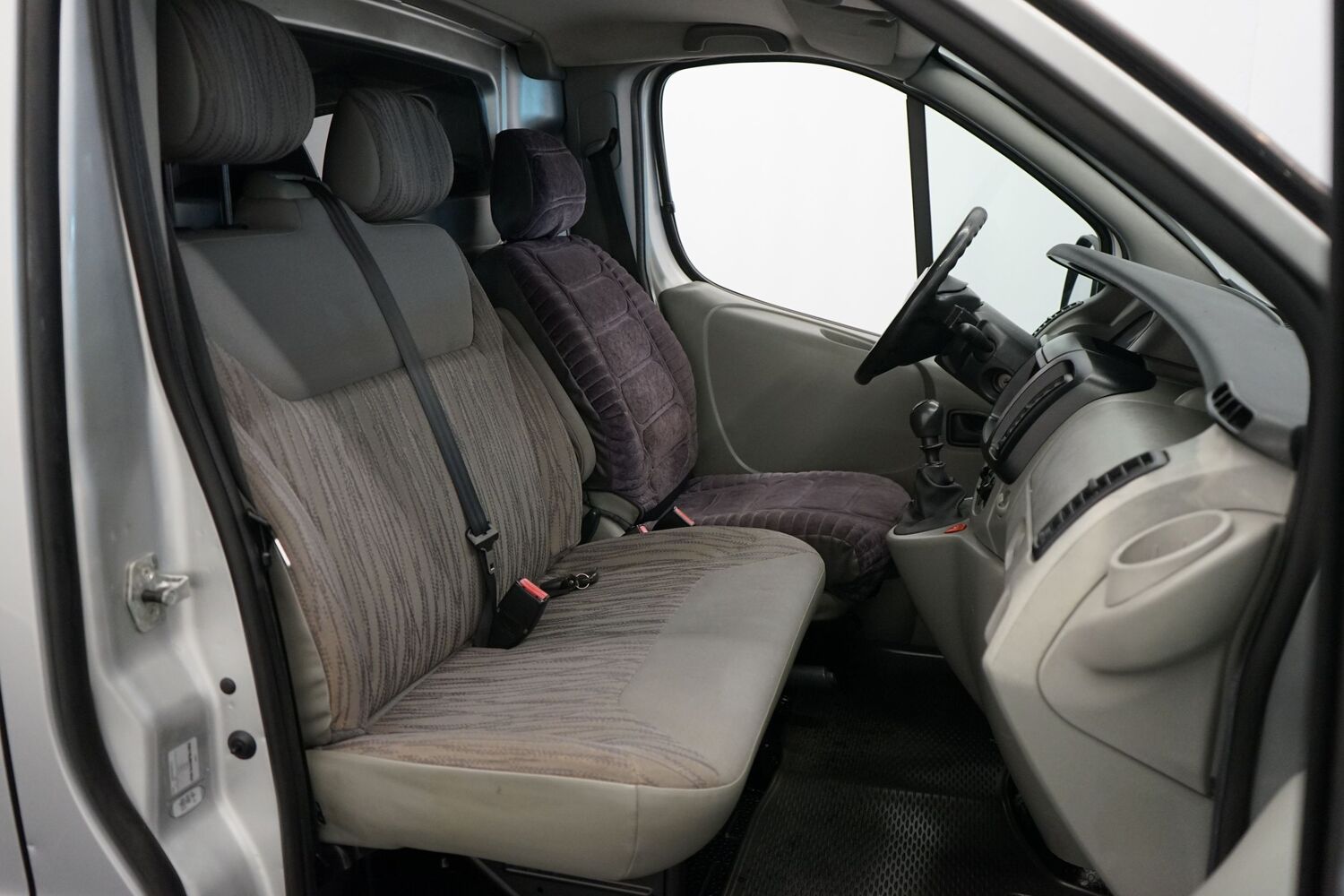 Nissan Primastar vaihtoauto