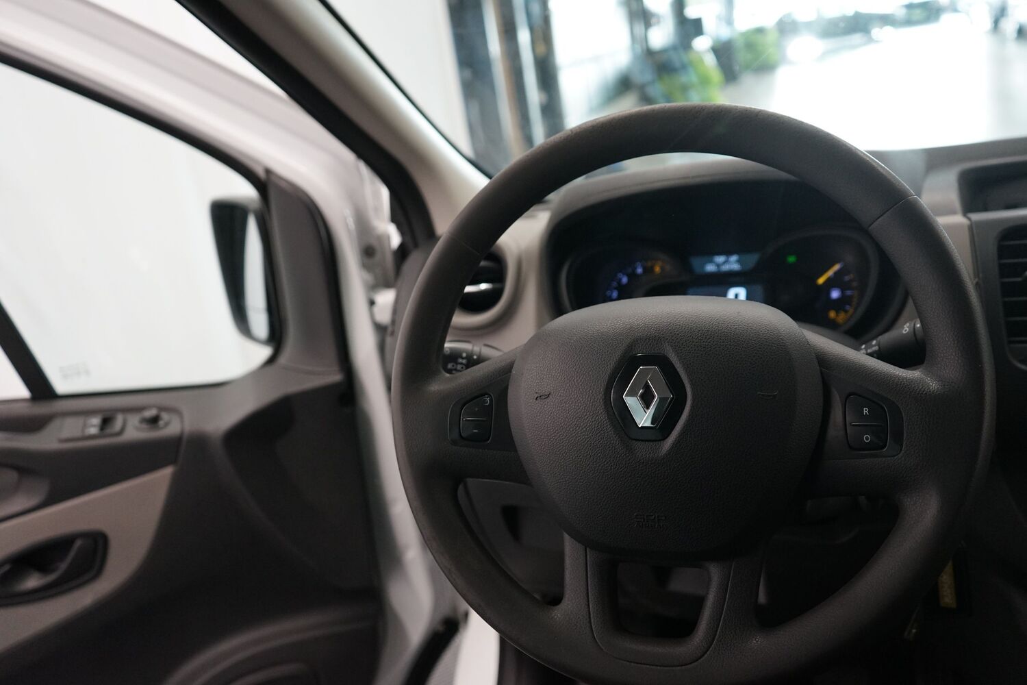 Renault Trafic vaihtoauto