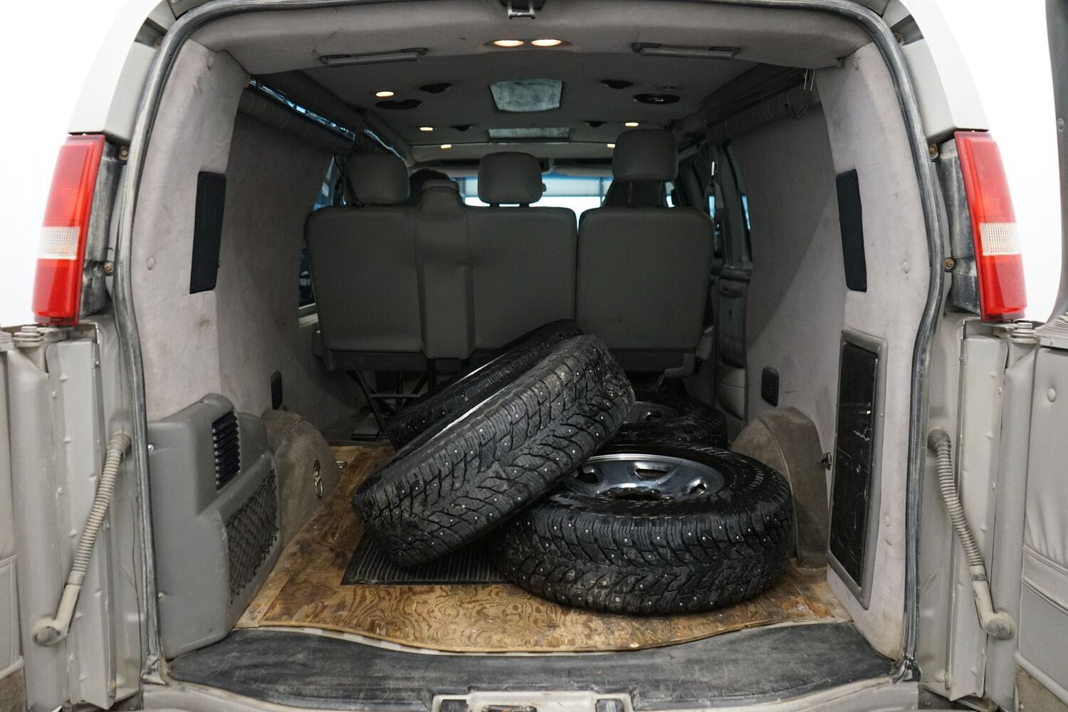 Chevrolet Express vaihtoauto