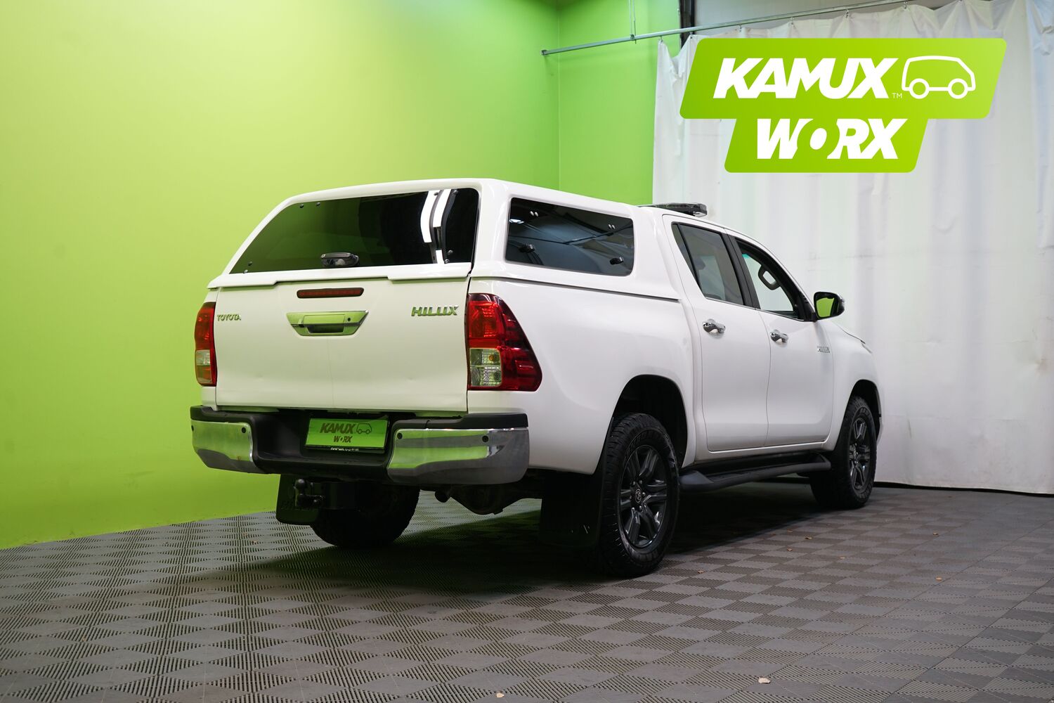 Toyota Hilux vaihtoauto