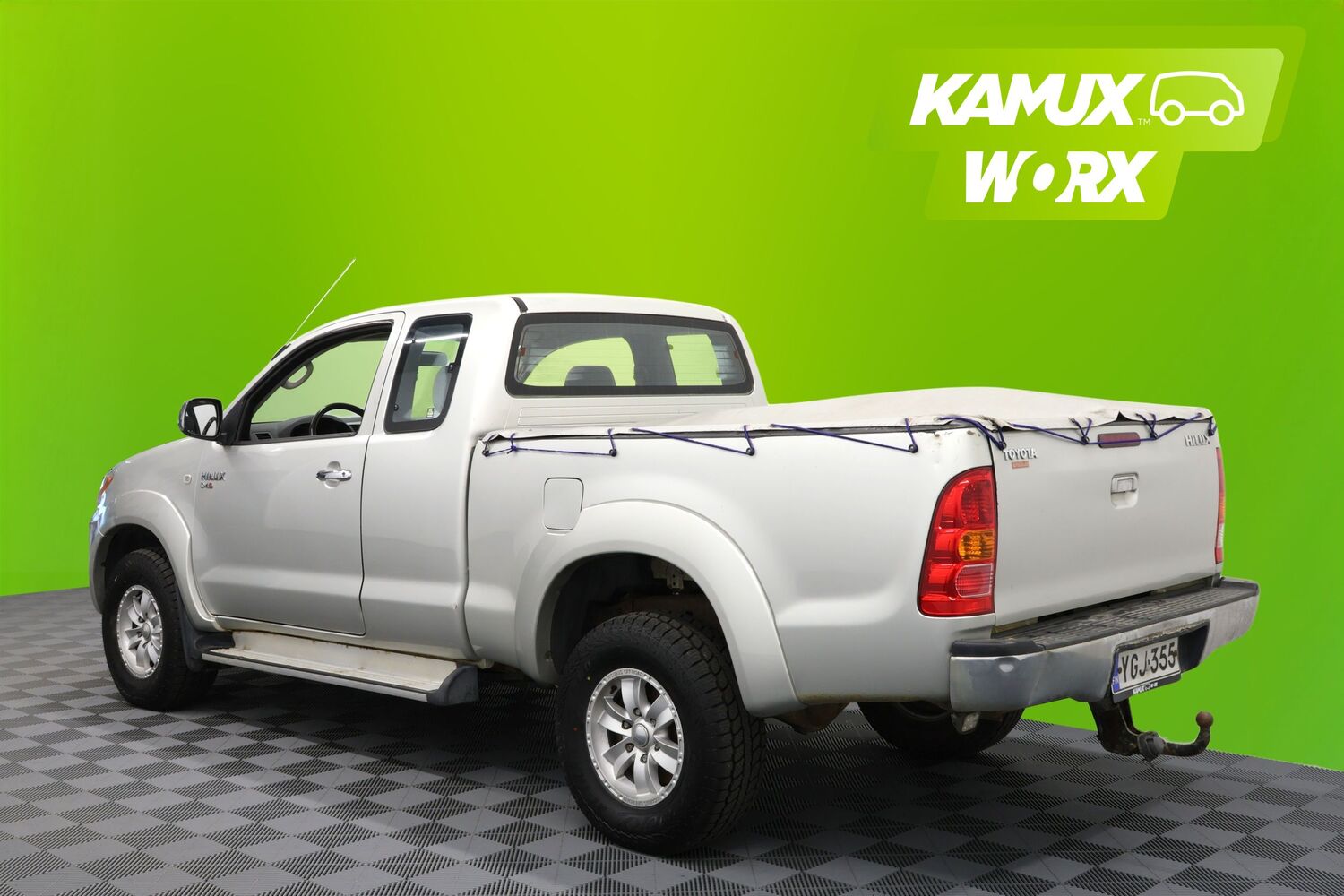 Toyota Hilux vaihtoauto