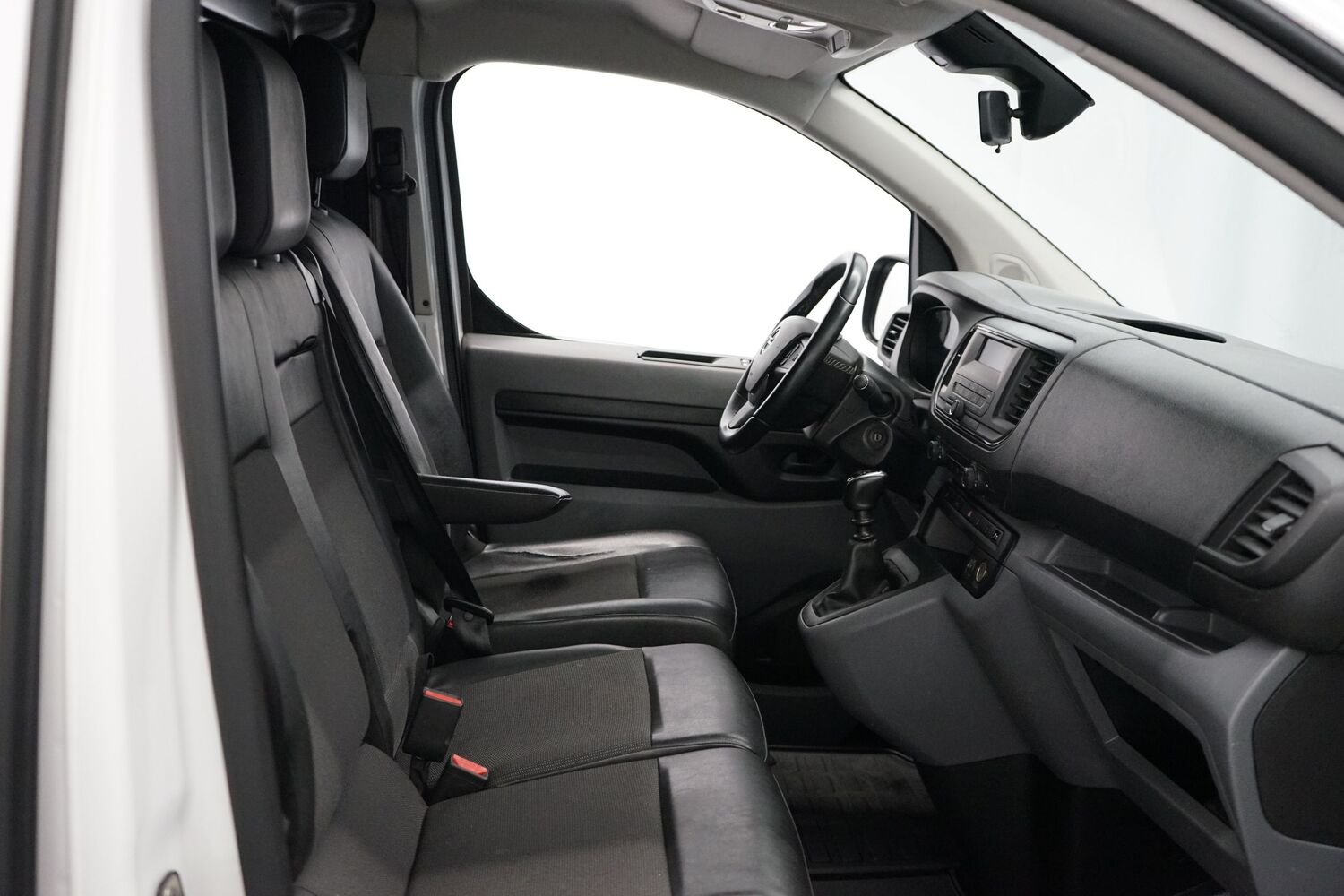 Opel Vivaro vaihtoauto