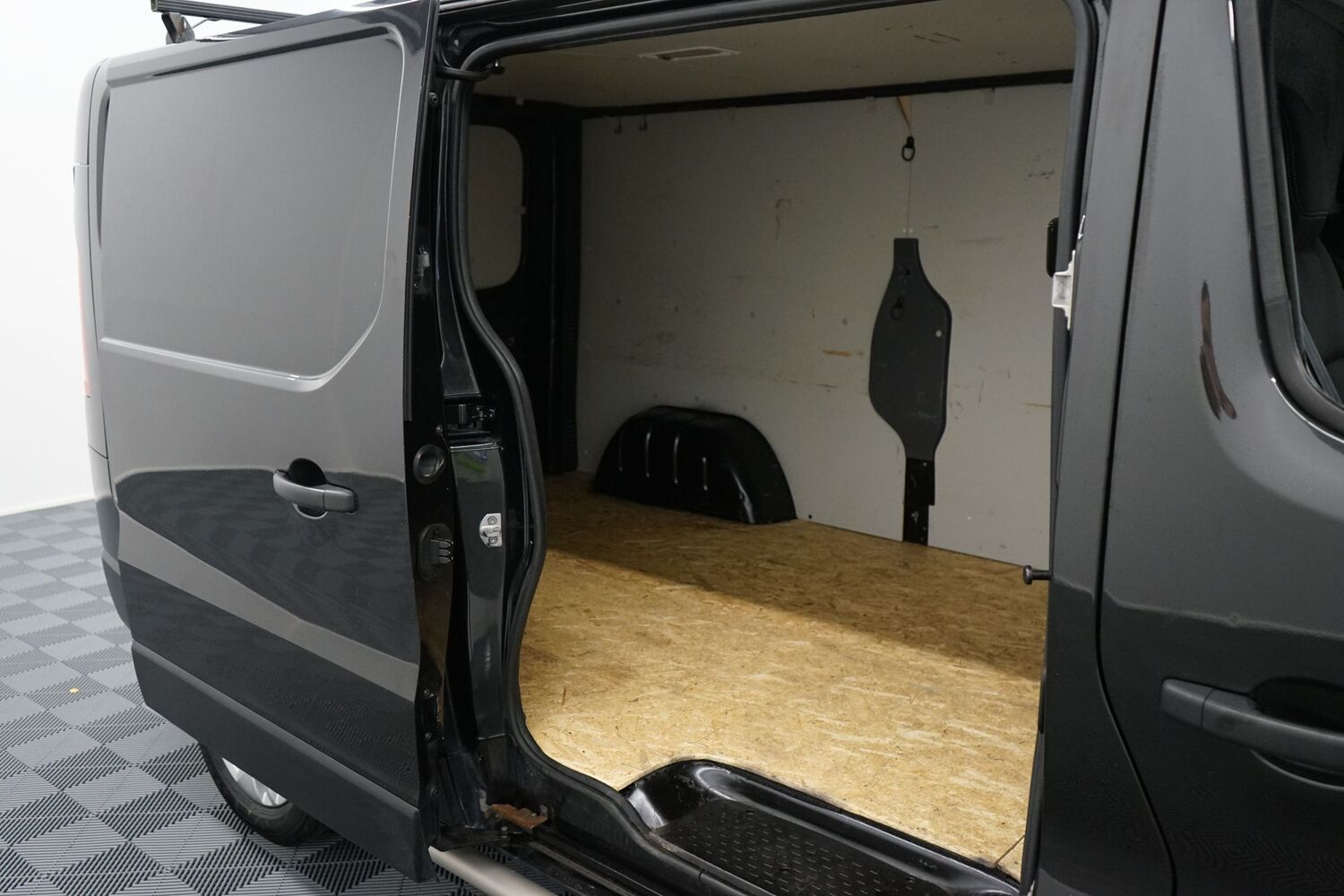 Renault Trafic vaihtoauto