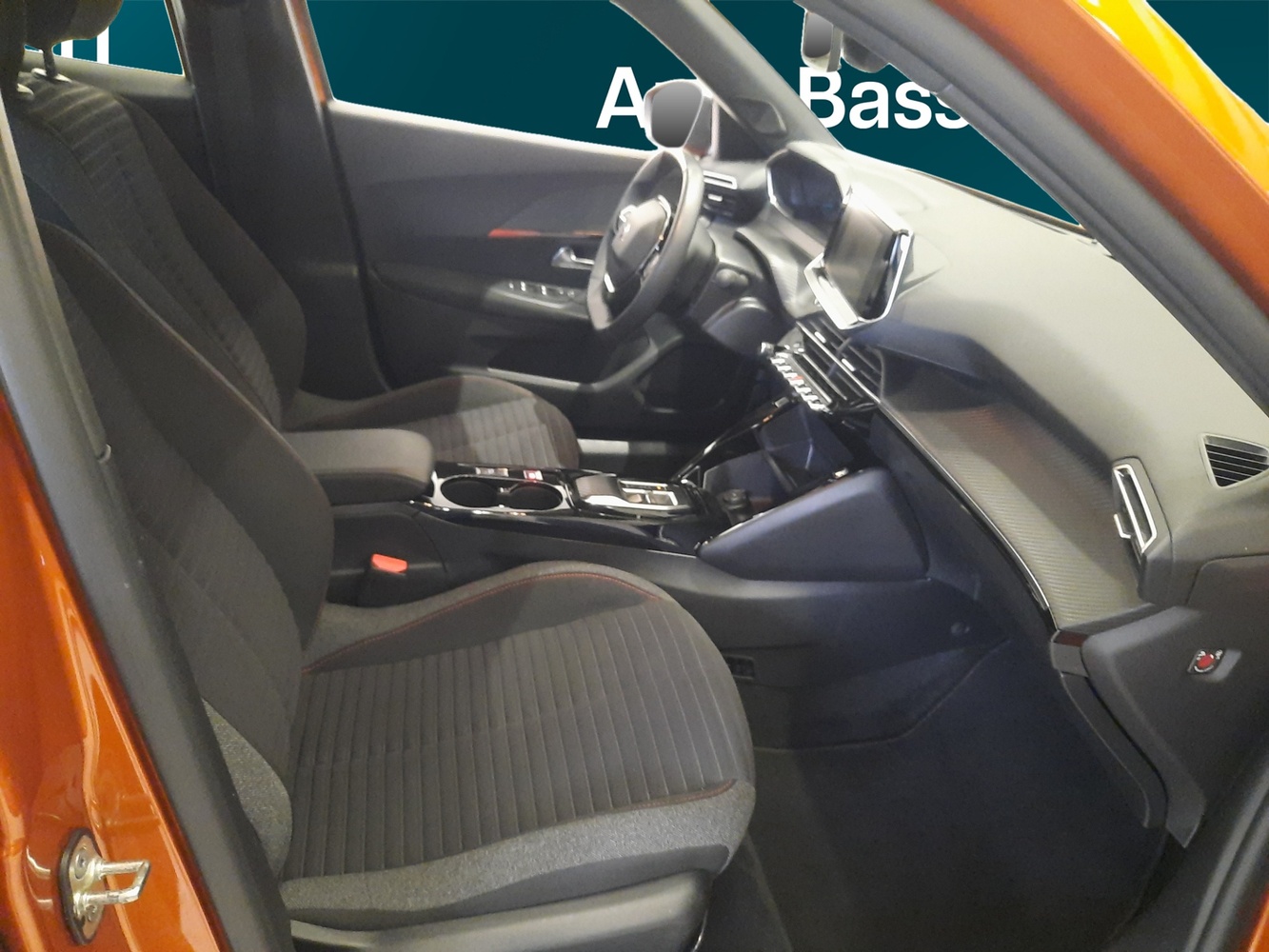 Peugeot e-2008 vaihtoauto