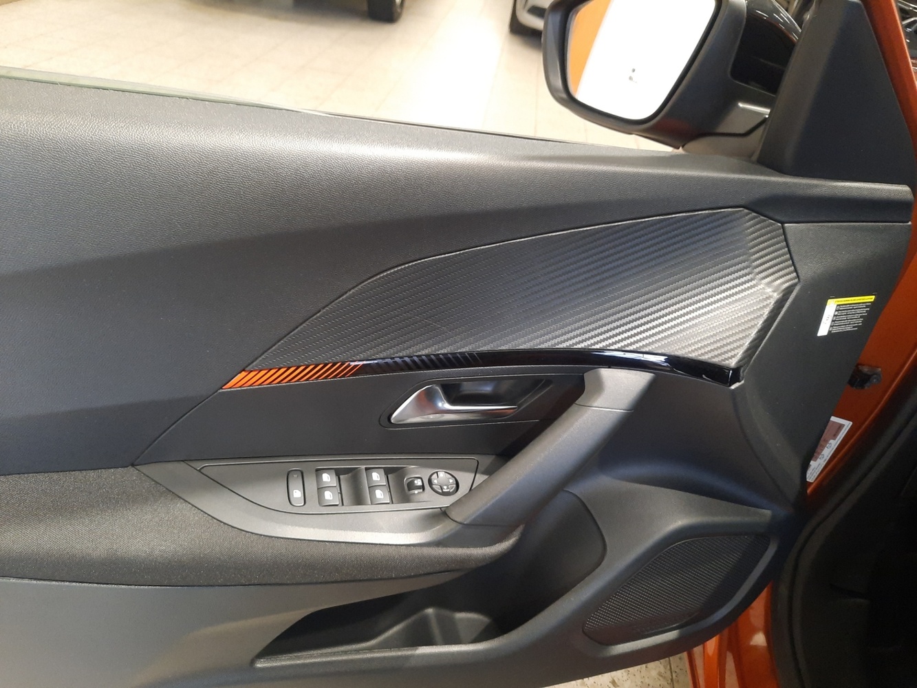 Peugeot e-2008 vaihtoauto