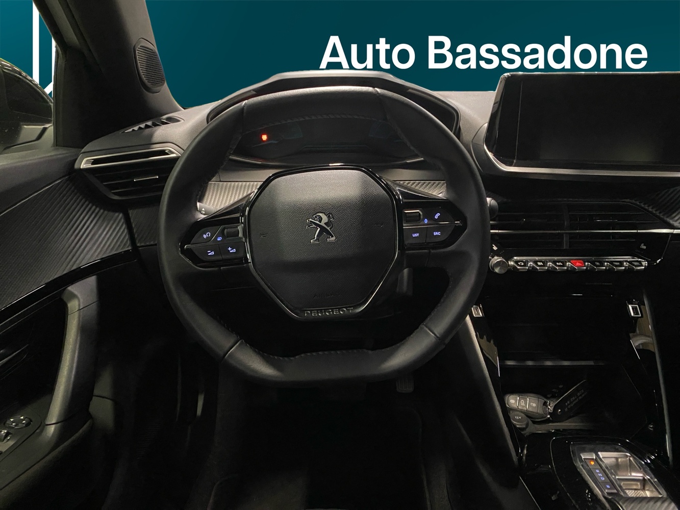Peugeot e-2008 vaihtoauto