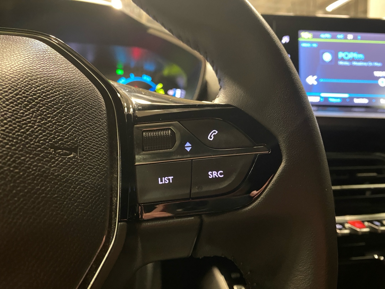 Peugeot e-2008 vaihtoauto