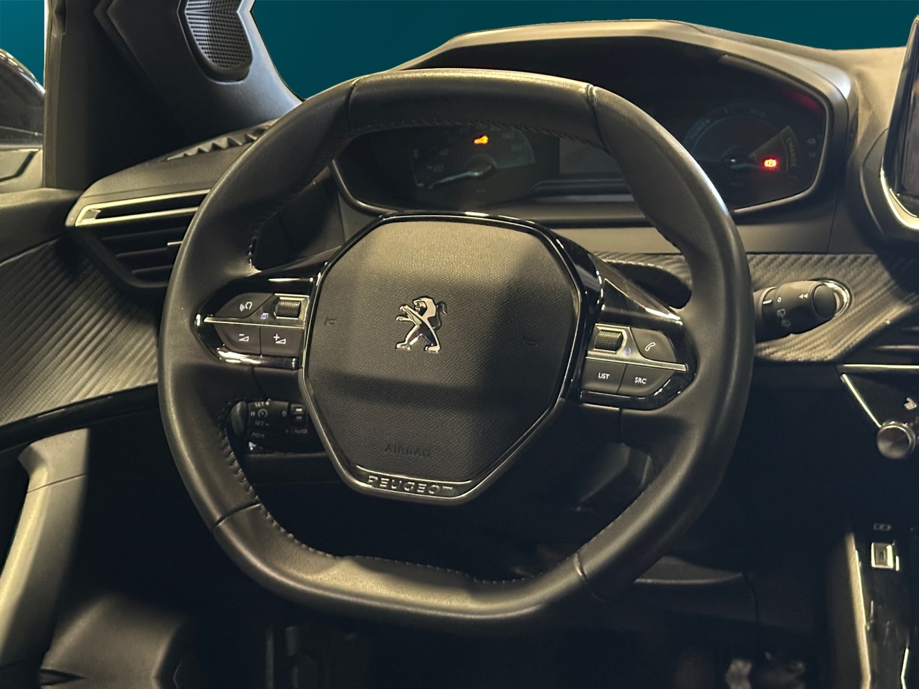 Peugeot e-2008 vaihtoauto