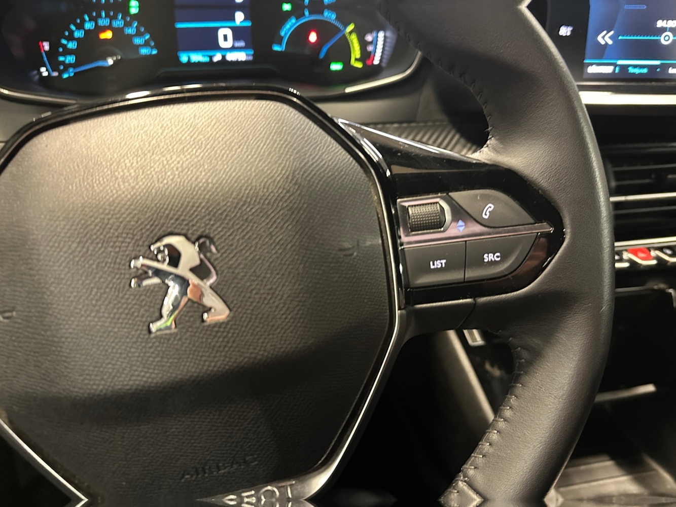 Peugeot e-2008 vaihtoauto