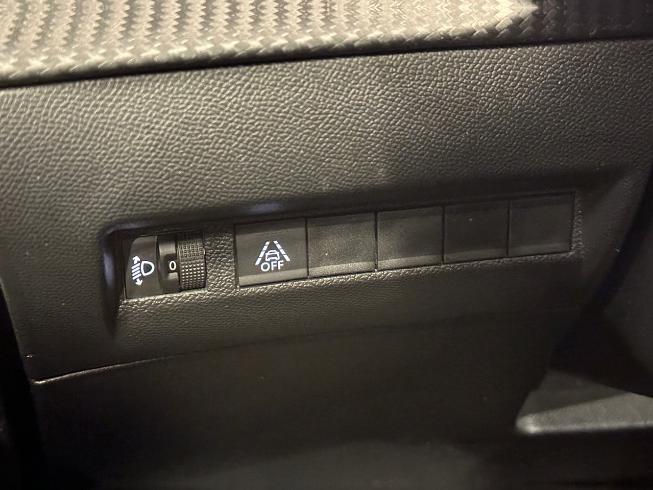 Peugeot e-2008 vaihtoauto