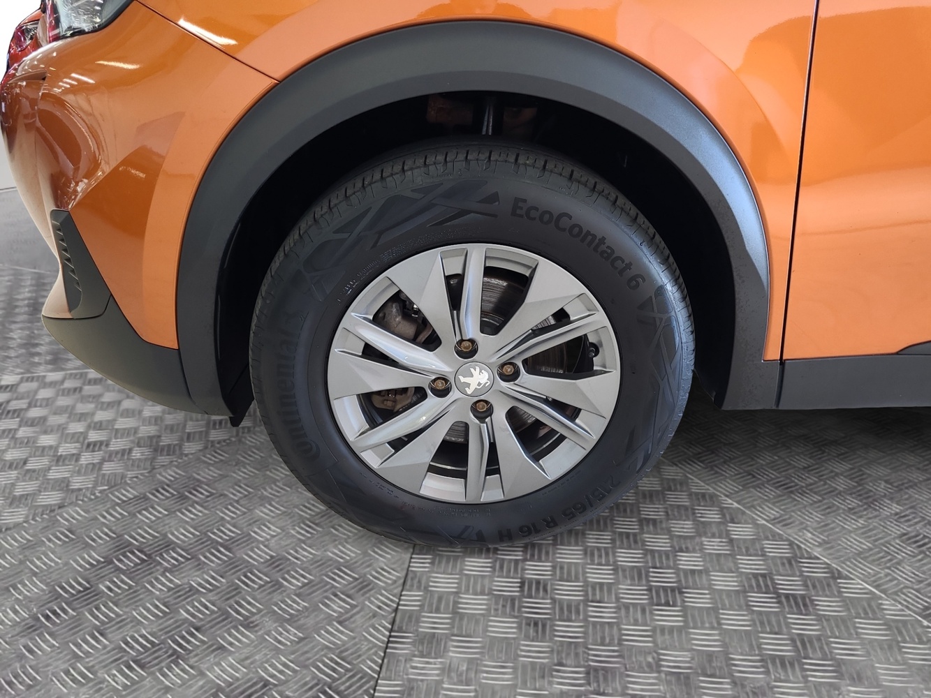 Peugeot e-2008 vaihtoauto