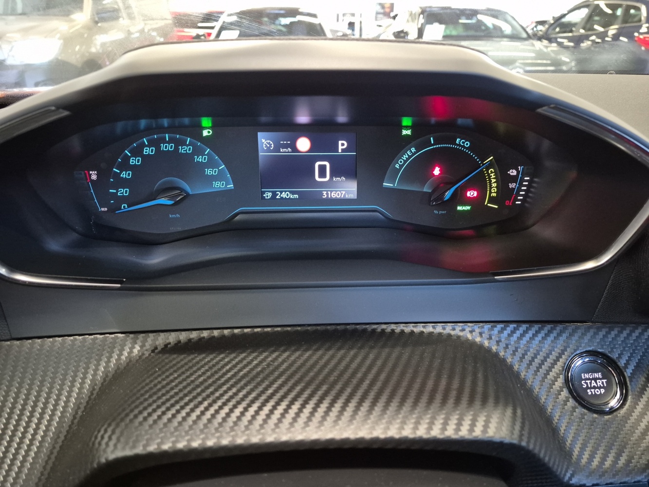 Peugeot e-2008 vaihtoauto