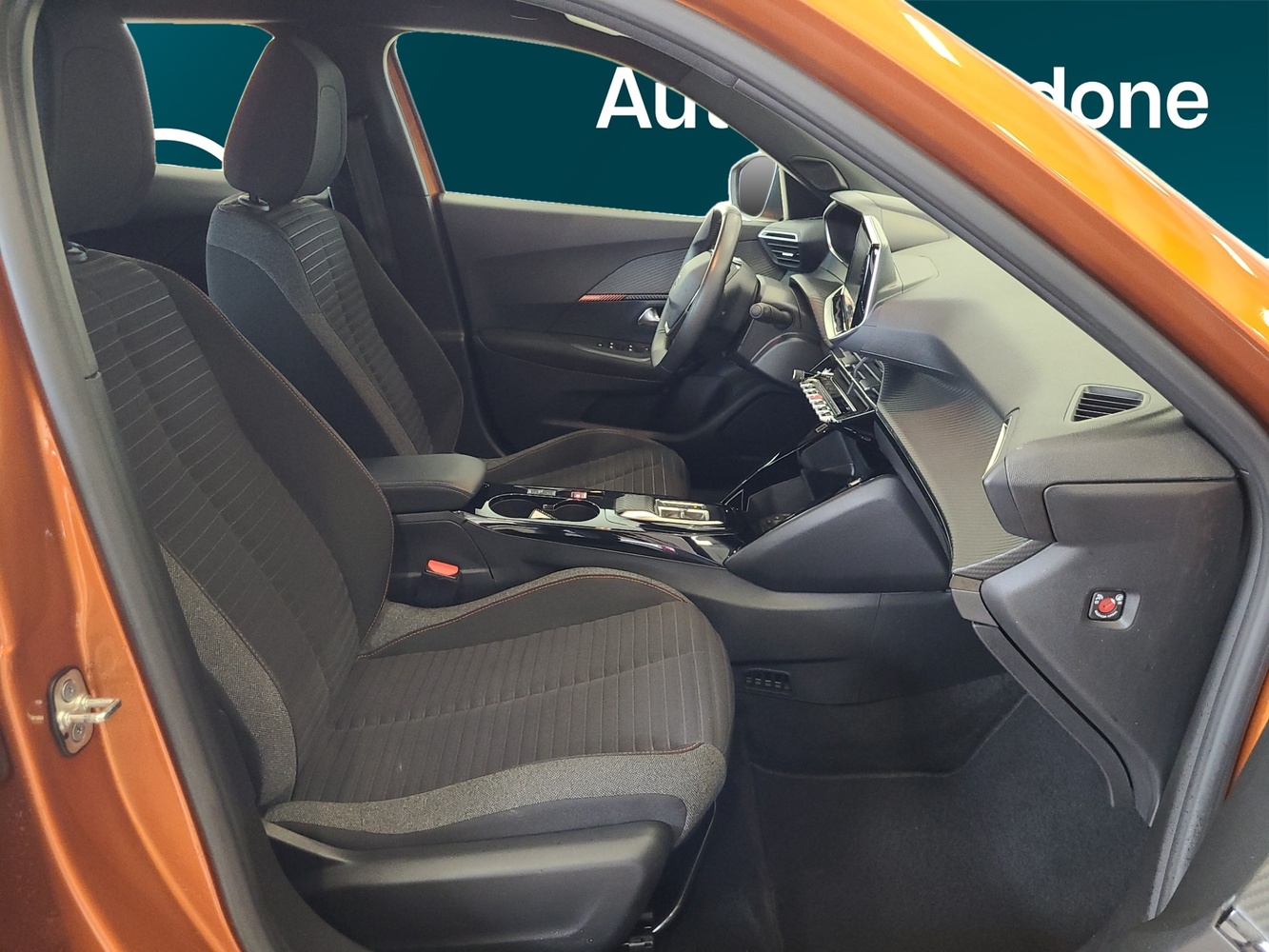 Peugeot e-2008 vaihtoauto