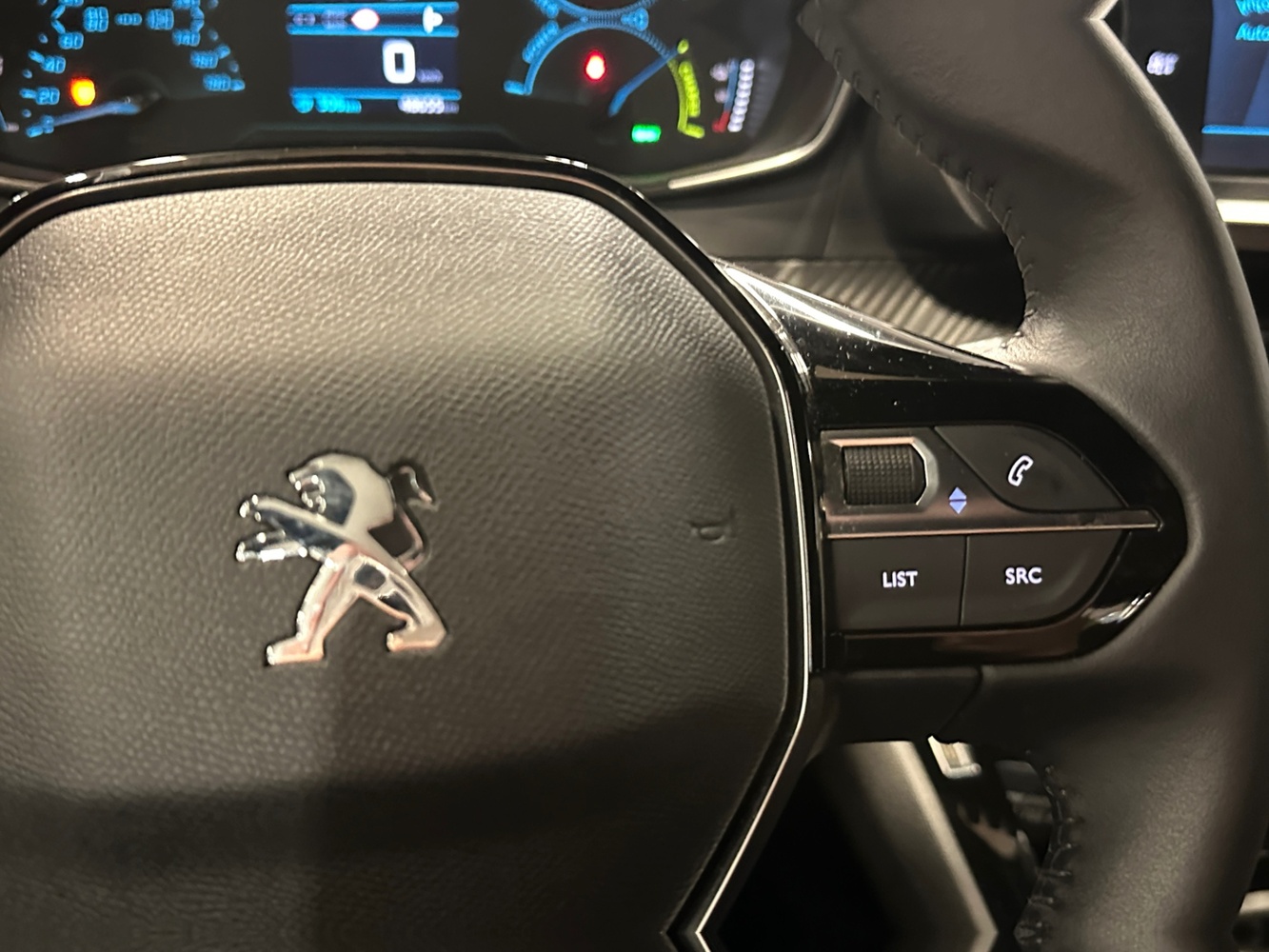 Peugeot e-2008 vaihtoauto