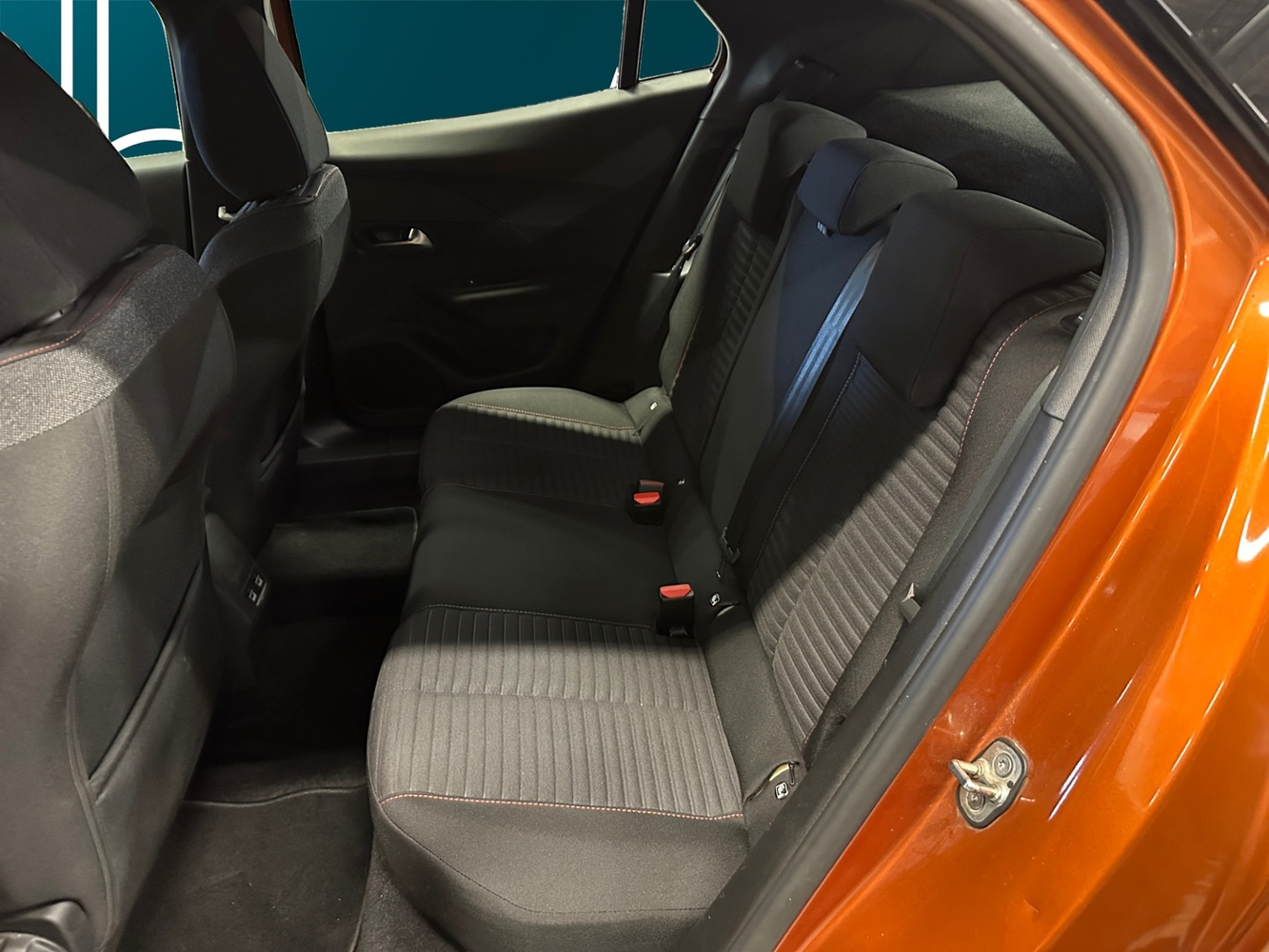 Peugeot e-2008 vaihtoauto