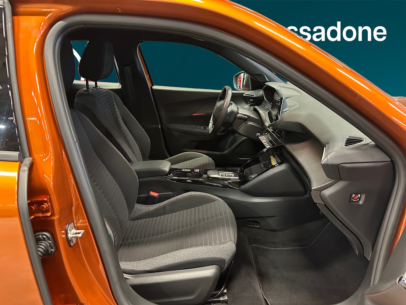 Peugeot e-2008 vaihtoauto