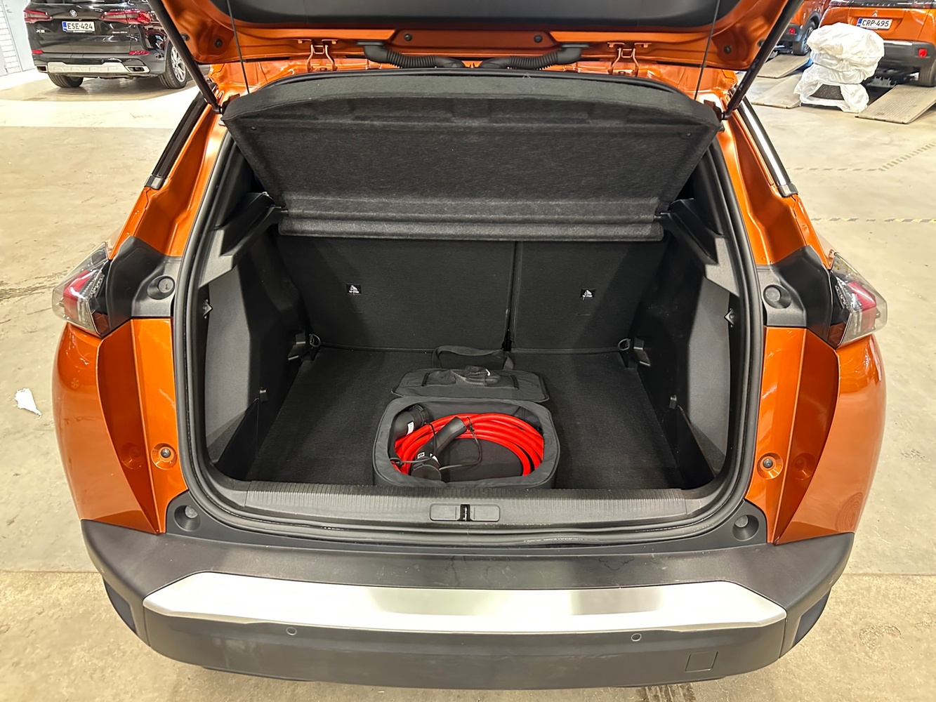 Peugeot e-2008 vaihtoauto