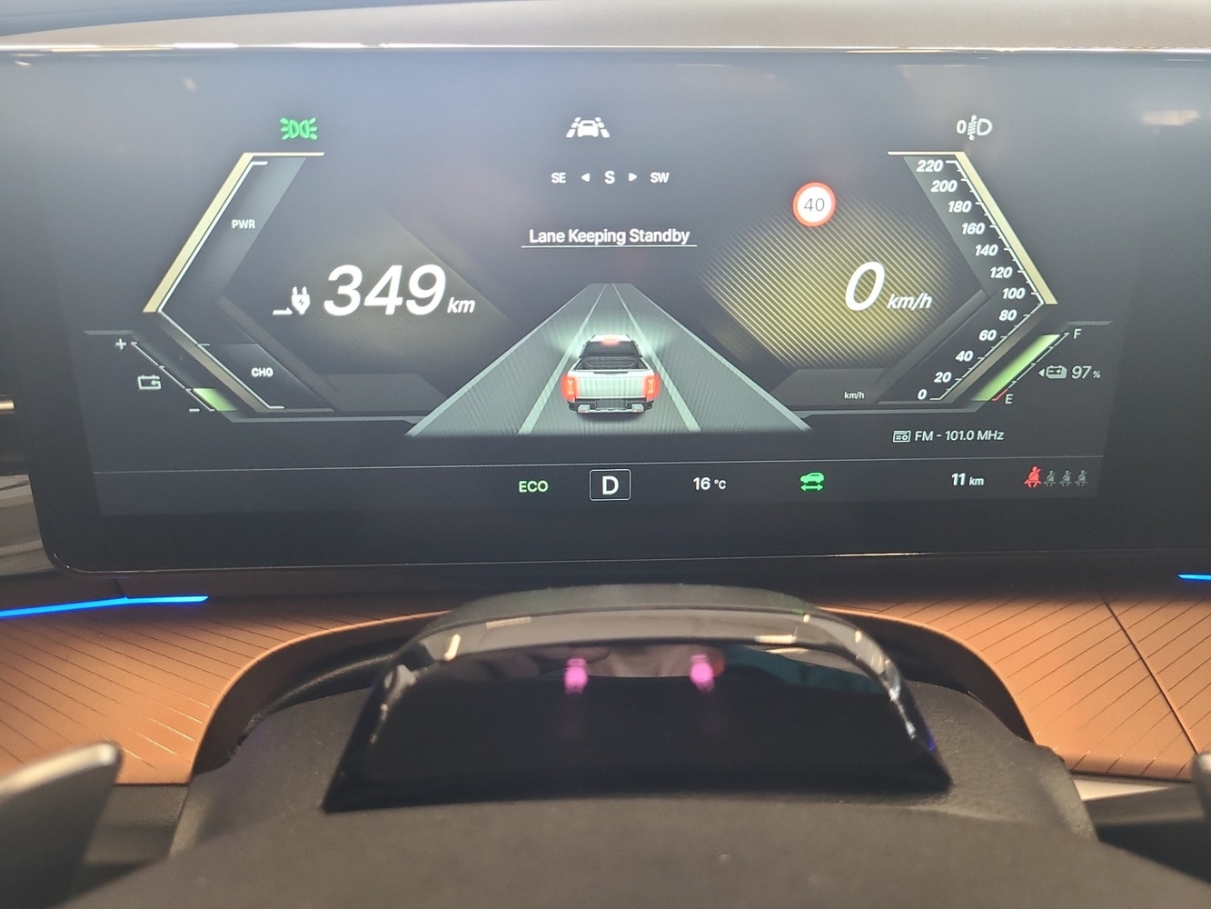 KGM Musso EV vaihtoauto